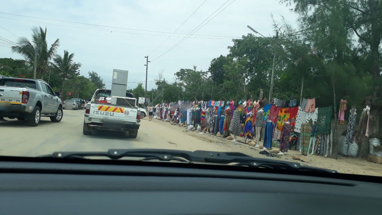 Street view near Praia de Bilene Mozambique, Bilene — © patriciaferrao (CC BY-SA · Mapillary)