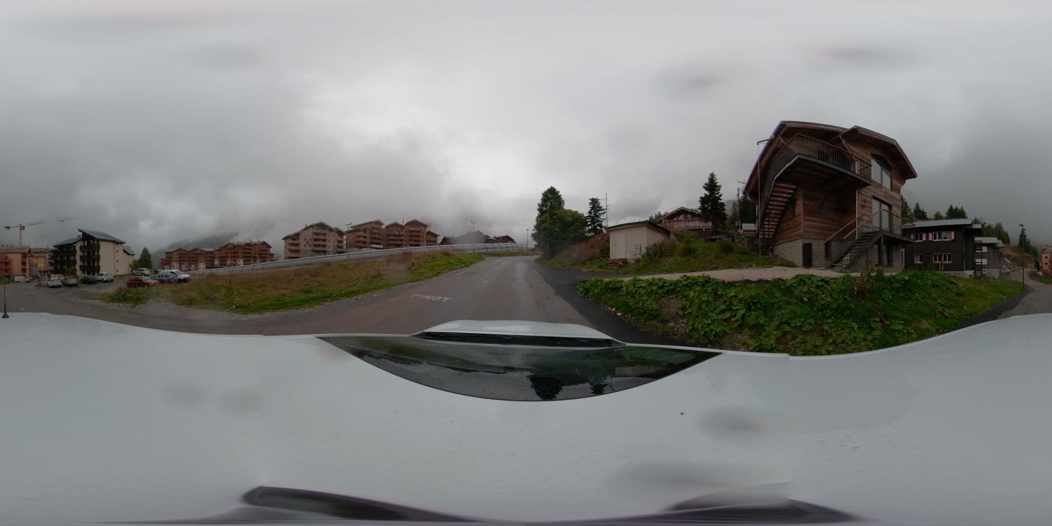Street view near Le Chalet des Boisses - Sheyrotte, Tignes — © serfim_cit_y (CC BY-SA · Mapillary)