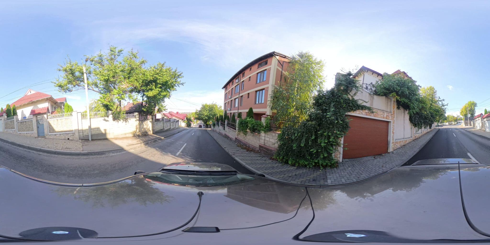 Street view near Catherine Hotel, Durleşti — © Sku1255 (CC BY-SA · Mapillary)