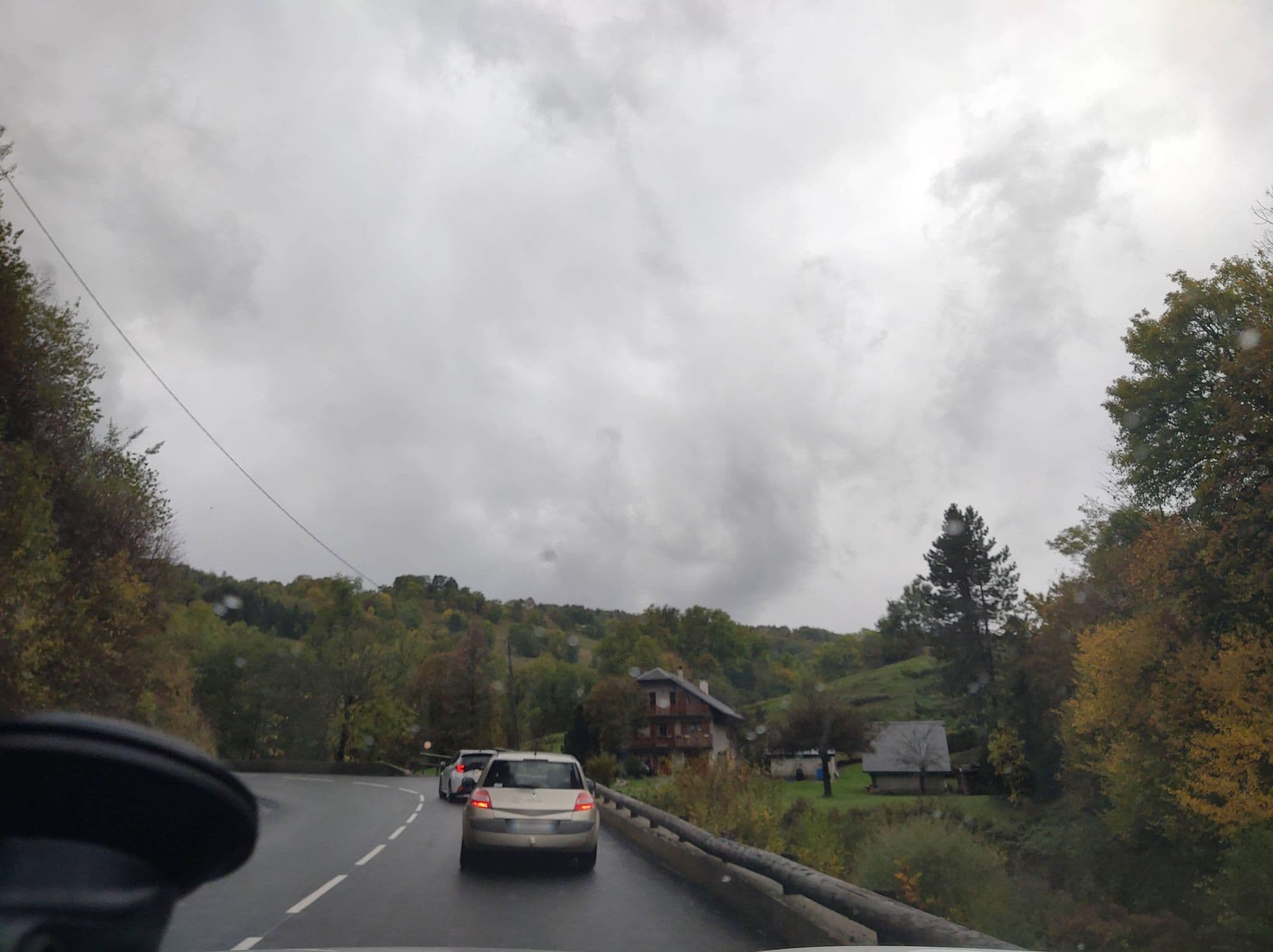 Street view near Le Margériaz, Méry — © MatthieuF4FNE (CC BY-SA · Mapillary)