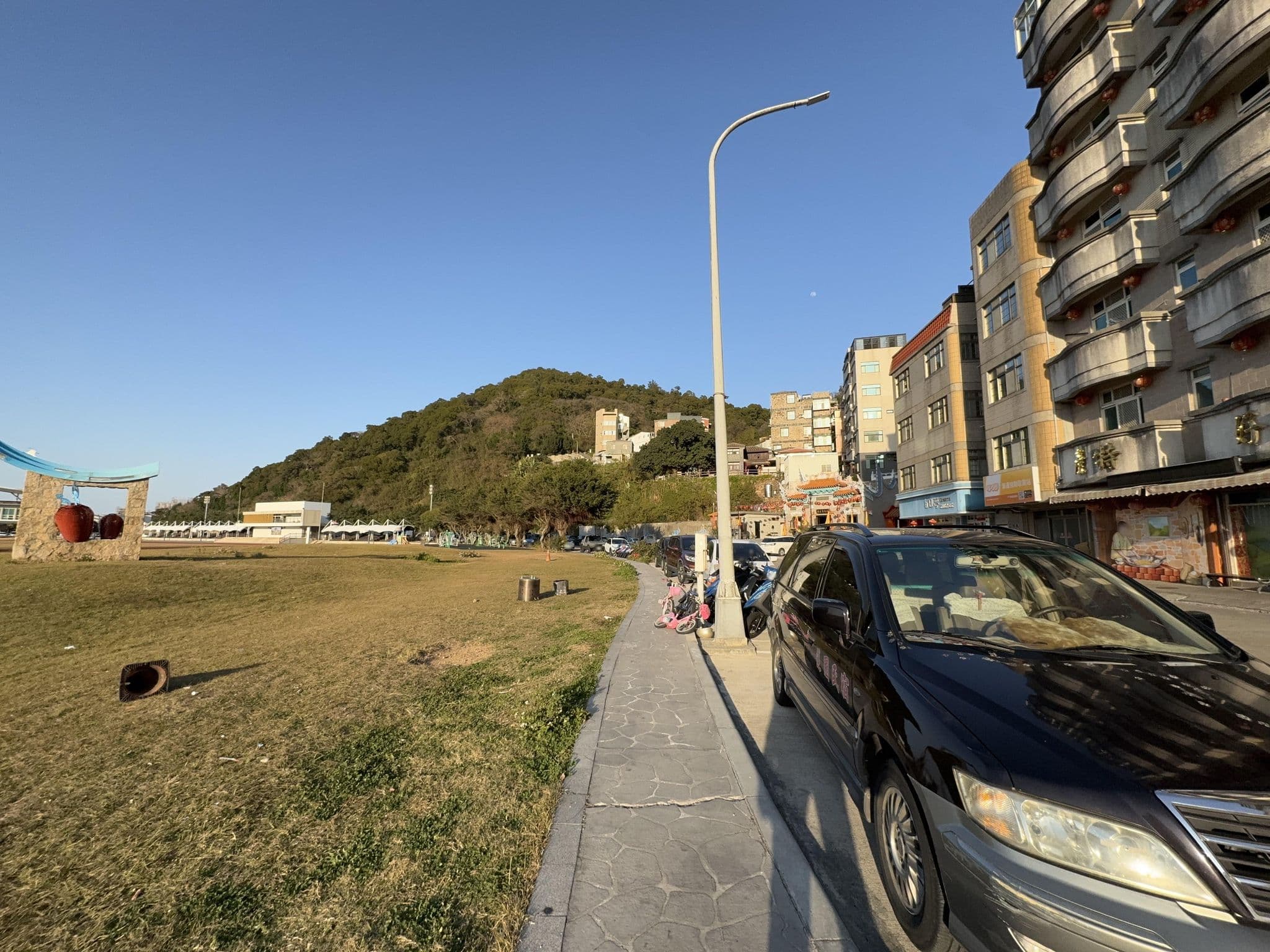 Street view near 白日夢民宿, Jieshoucun — © shangkuanlc (CC BY-SA · Mapillary)