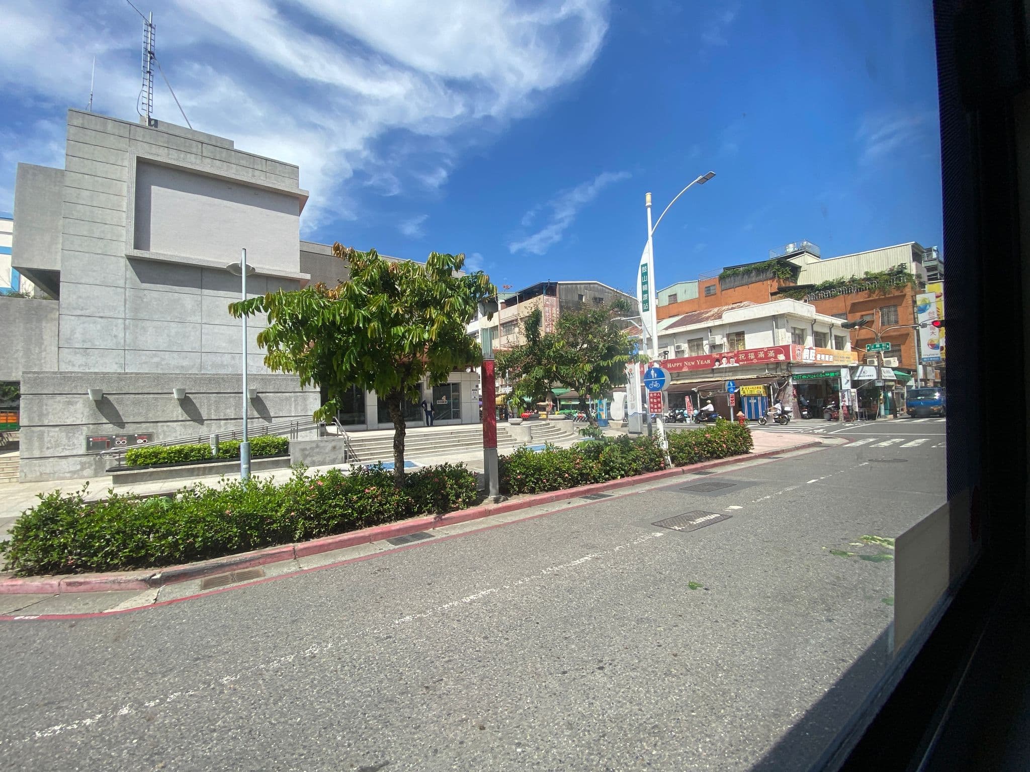 Street view near 鼓舫旅店, Kaohsiung — © frklin (CC BY-SA · Mapillary)