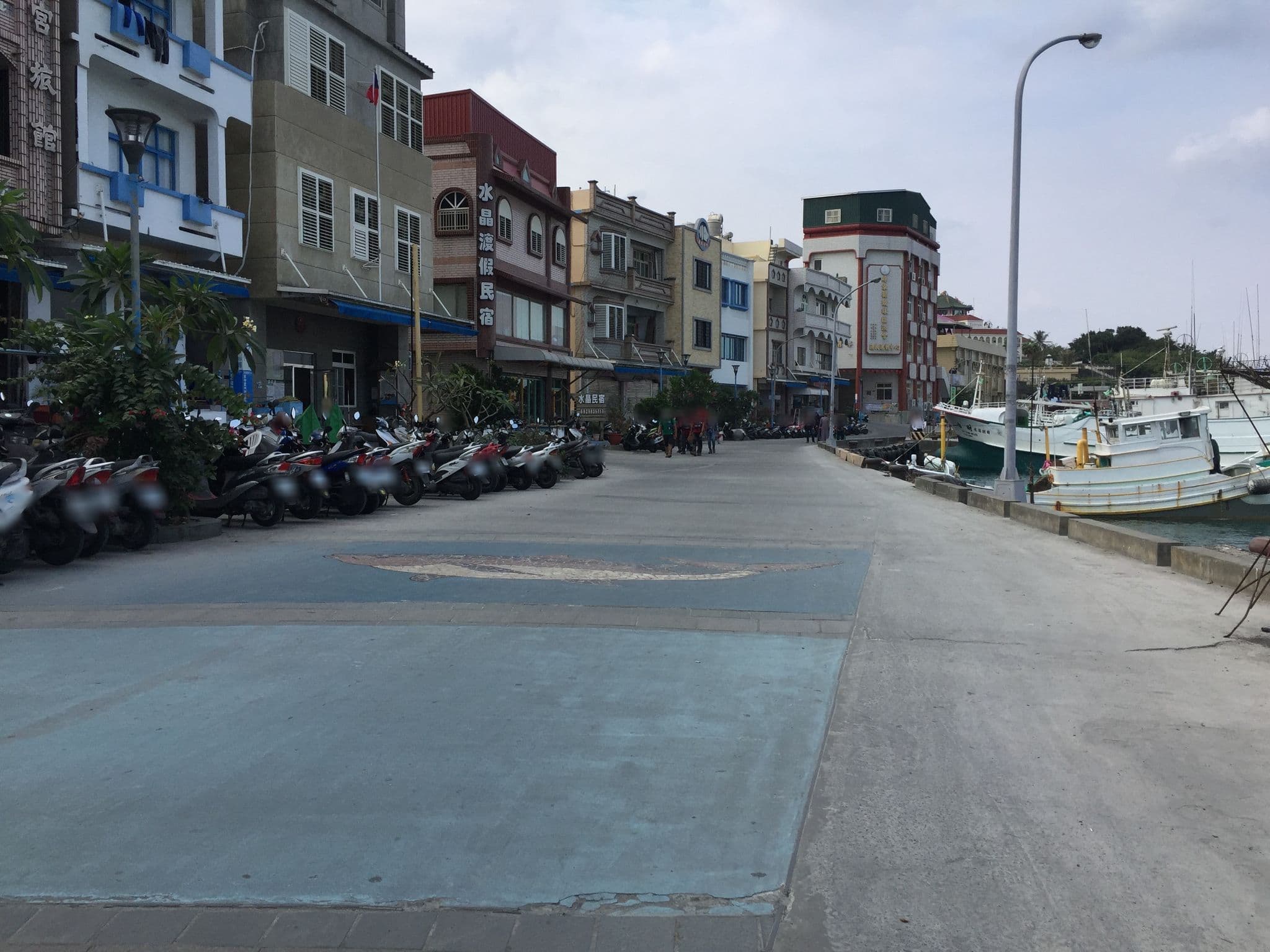 Street view near 就在海邊Marbordo, Donggang — © ting727 (CC BY-SA · Mapillary)