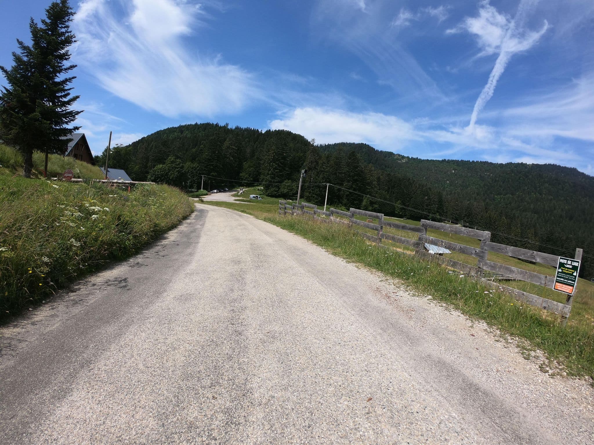 Street view near Les 3 Sommets, Le Sappey-en-Chartreuse — © joostjakob (CC BY-SA · Mapillary)