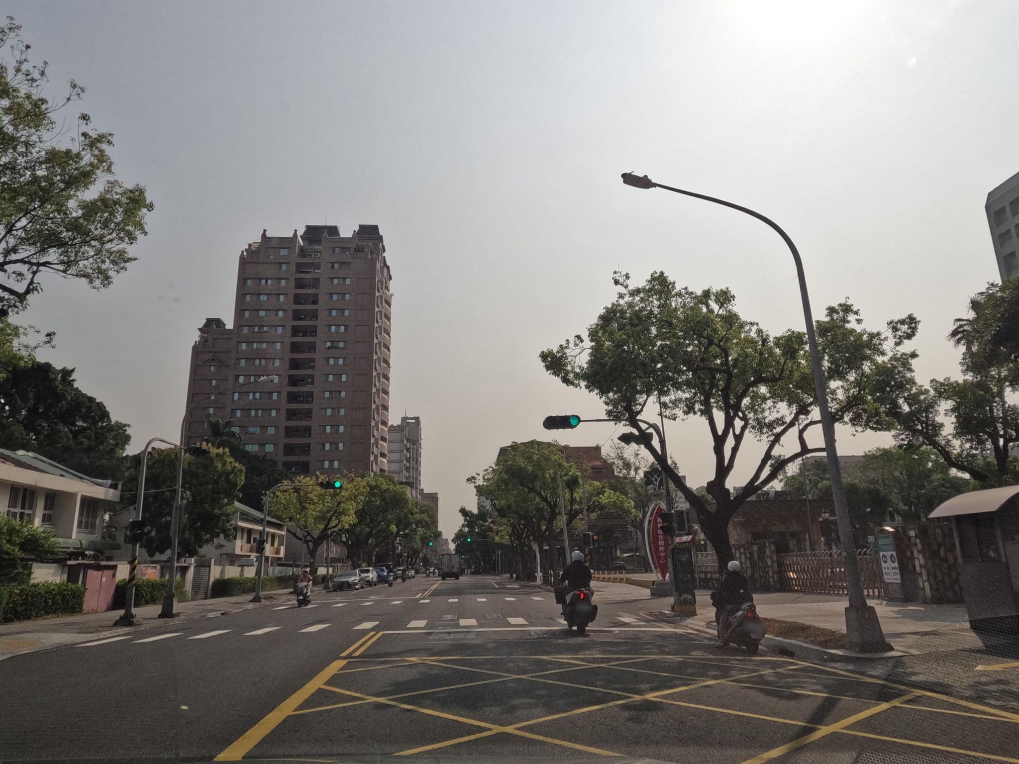 Street view near 峇里島汽車旅館, Kaohsiung — © littlebtc (CC BY-SA · Mapillary)