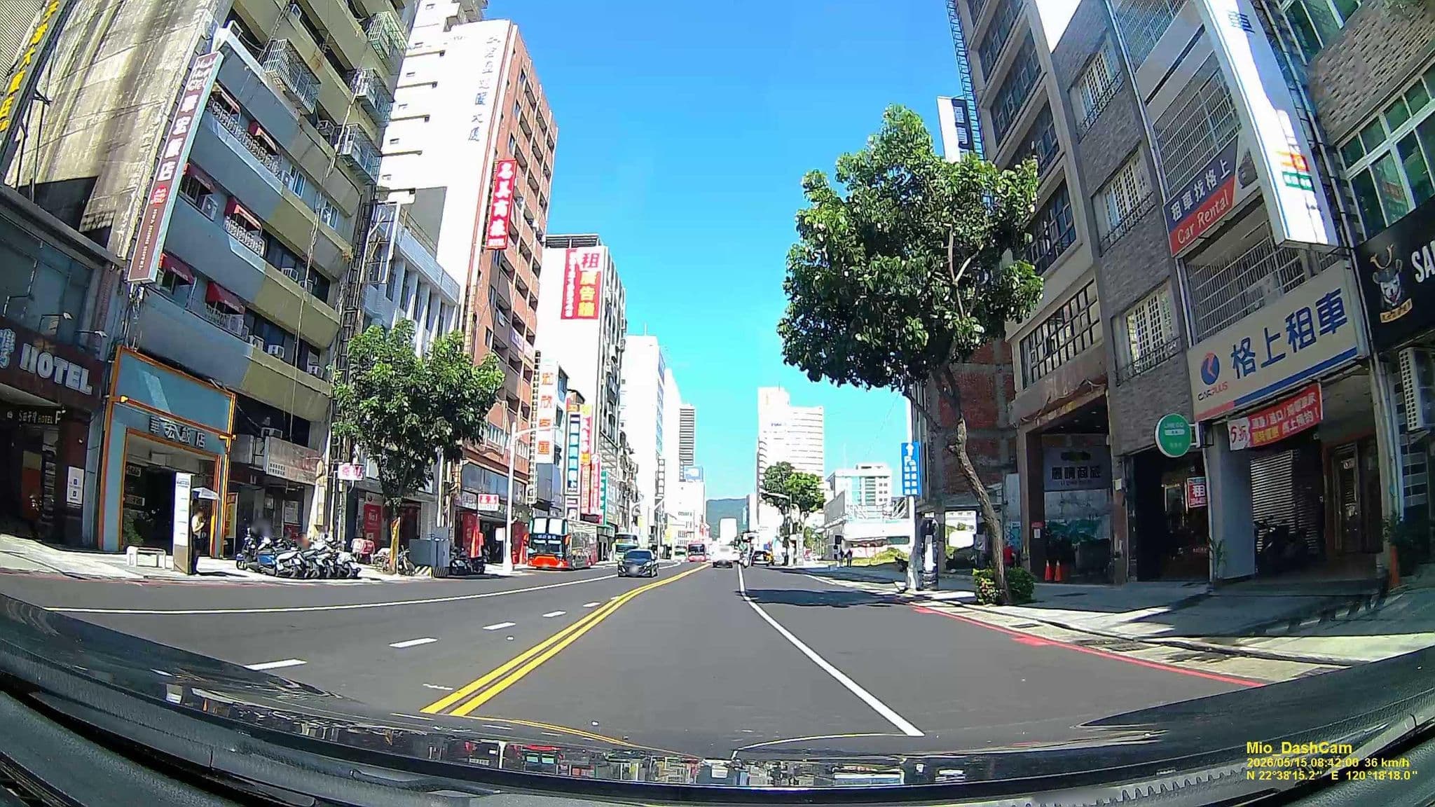 Street view near 高級賓館, Kaohsiung — © hcyen (CC BY-SA · Mapillary)