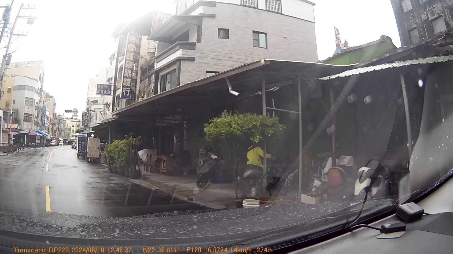 Street view near 旗峯會館, Kaohsiung — © hcyen (CC BY-SA · Mapillary)