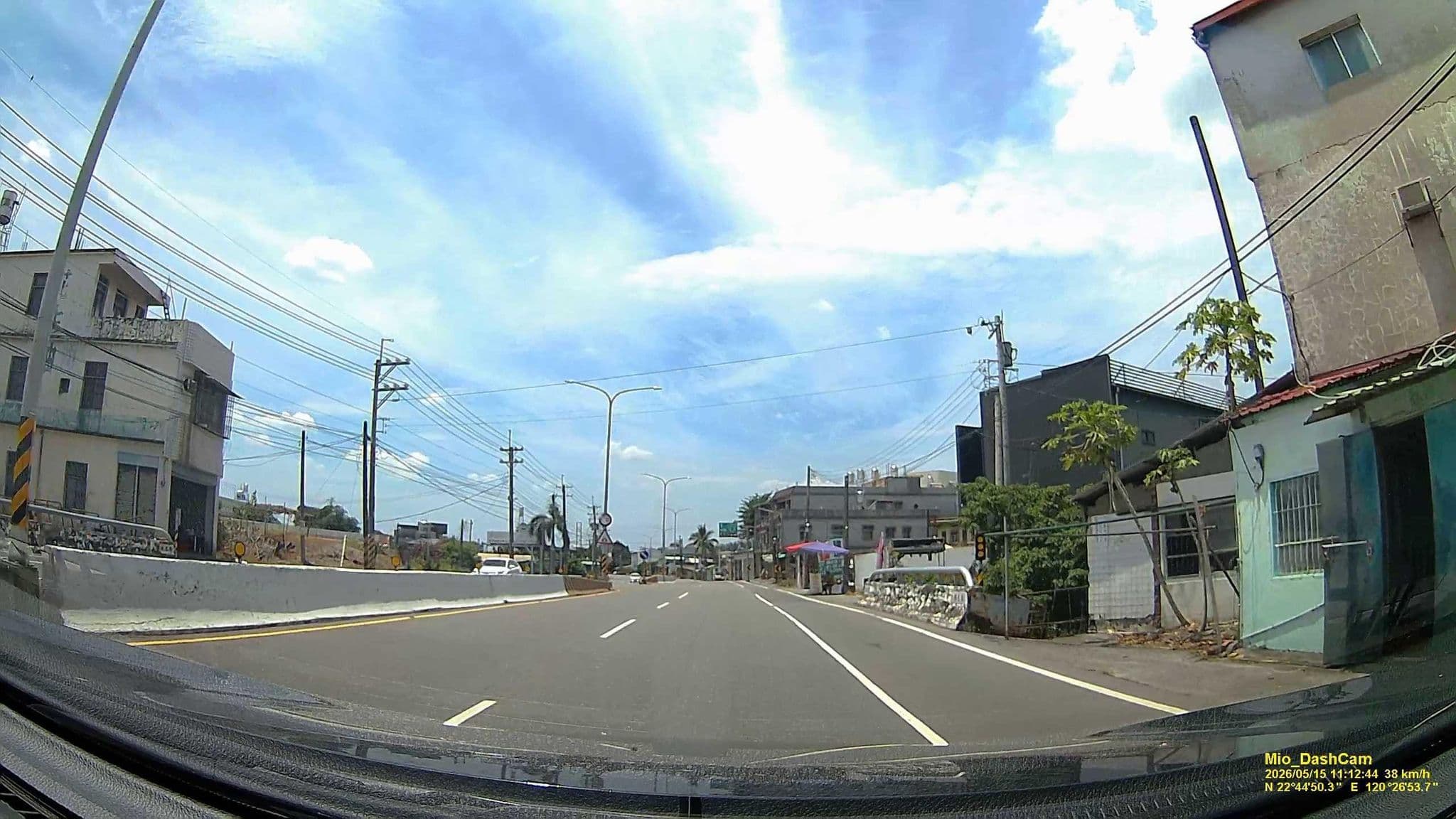 Street view near 佛光山大旅社, Fengshan — © hcyen (CC BY-SA · Mapillary)