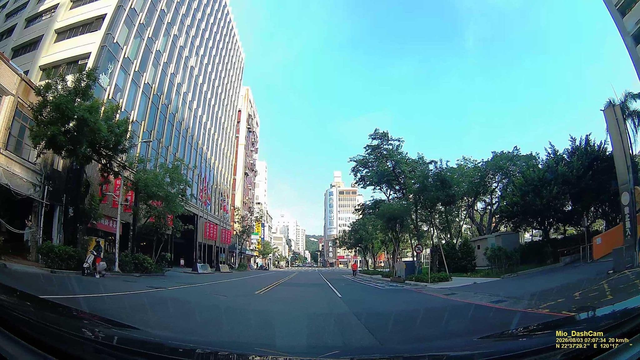 Street view near 大目鮪商務旅店, Kaohsiung — © hcyen (CC BY-SA · Mapillary)