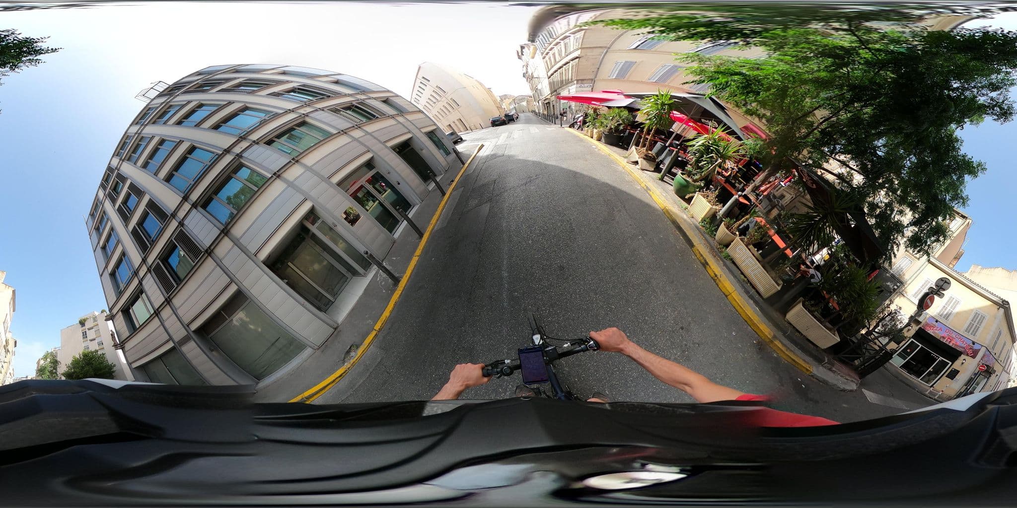 Street view near Mama Shelter, Lodi — © simon_geovelo (CC BY-SA · Mapillary)