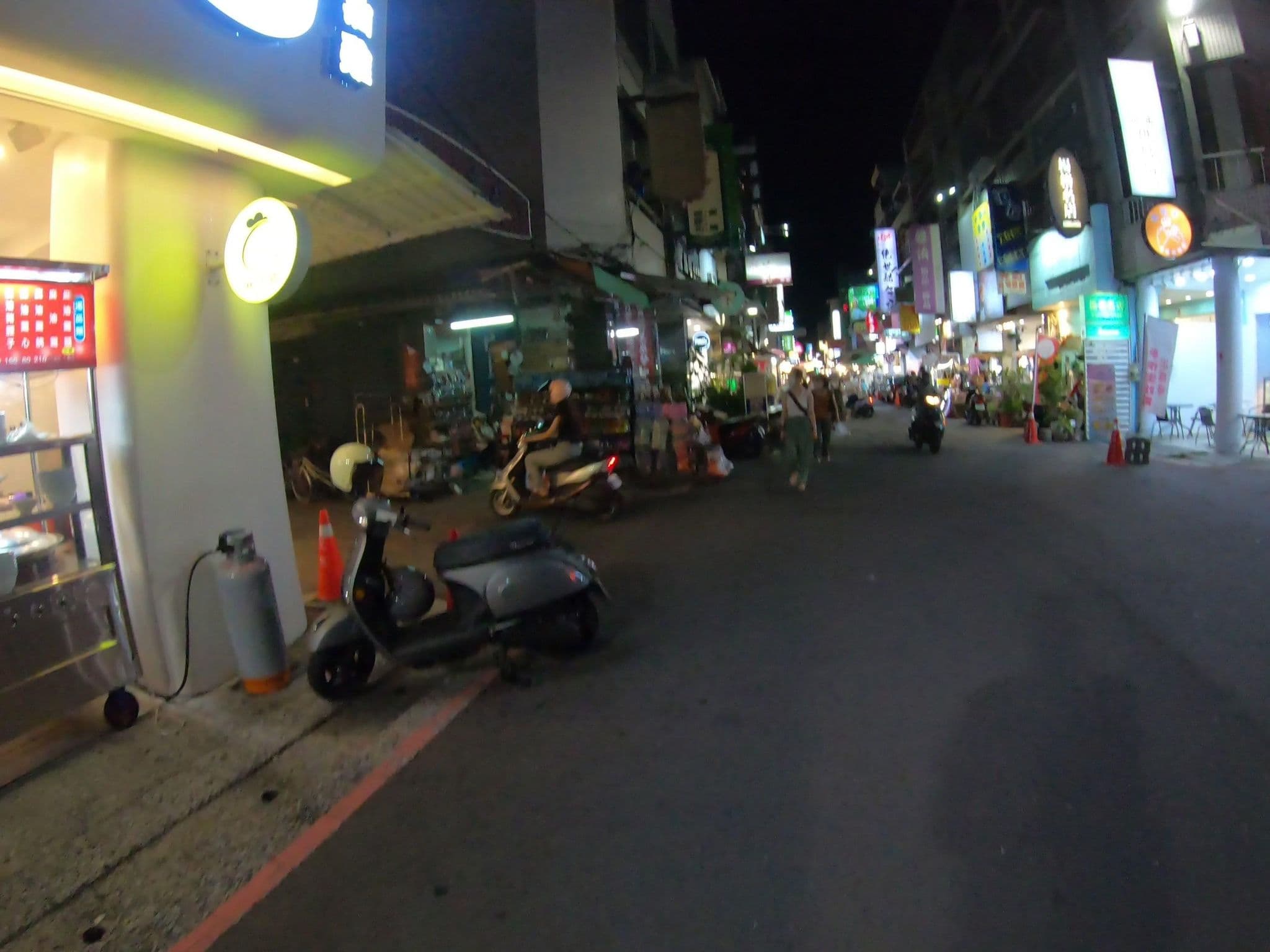 Street view near Antik, Chiayi City — © algirdasc (CC BY-SA · Mapillary)