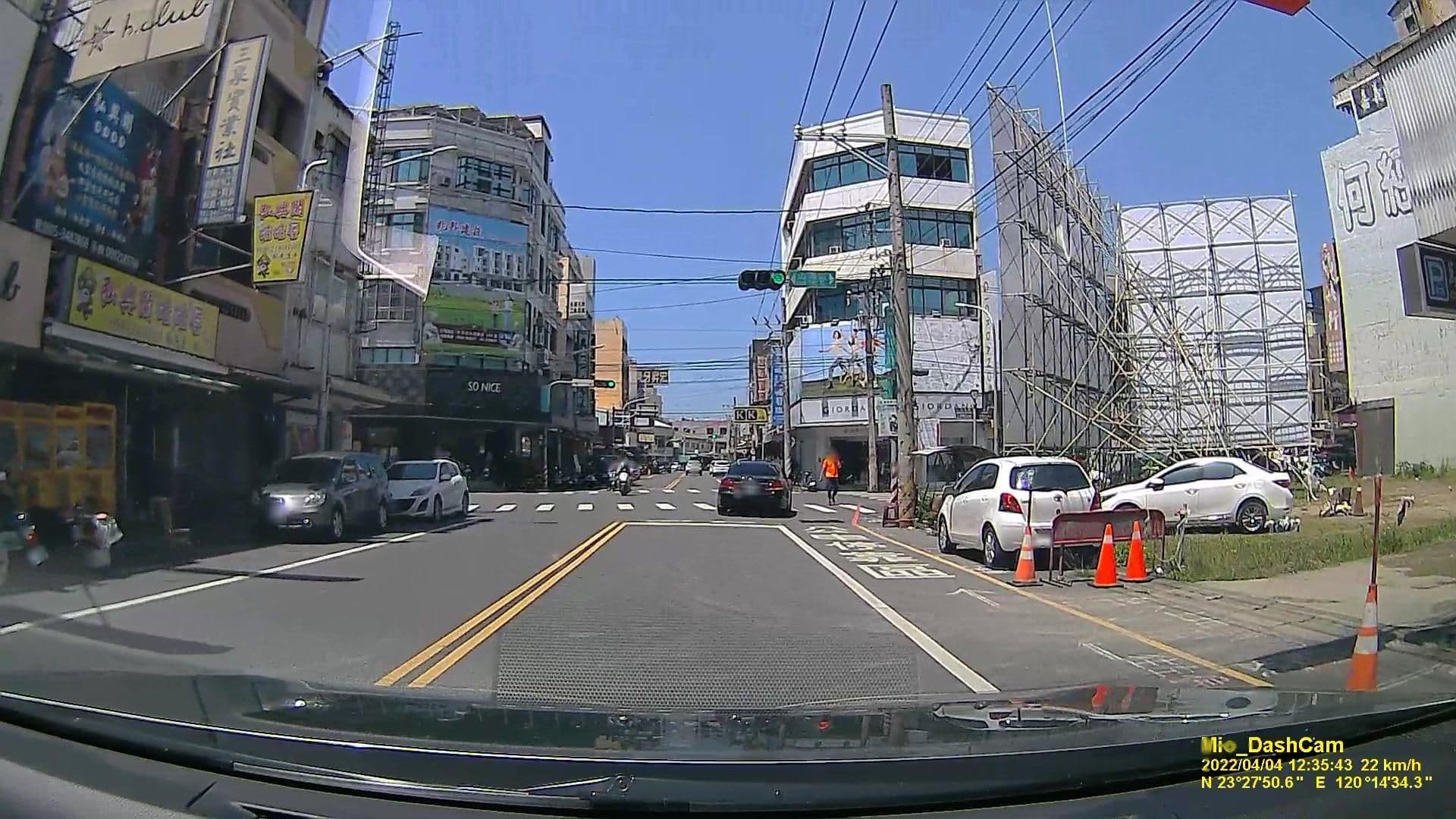 Street view near 萬龍大旅店 | Wanlong Hotel, Taibao — © littlebtc (CC BY-SA · Mapillary)