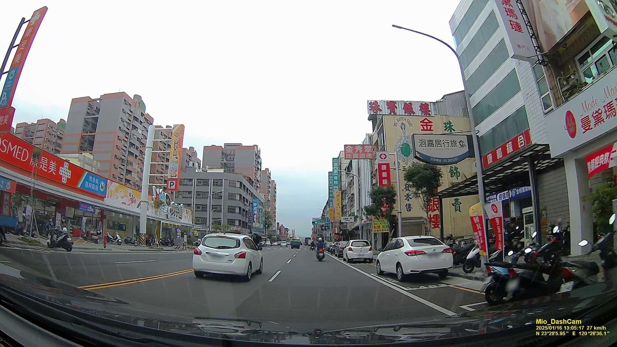 Street view near 洄嘉居行旅, Chiayi City — © hcyen (CC BY-SA · Mapillary)