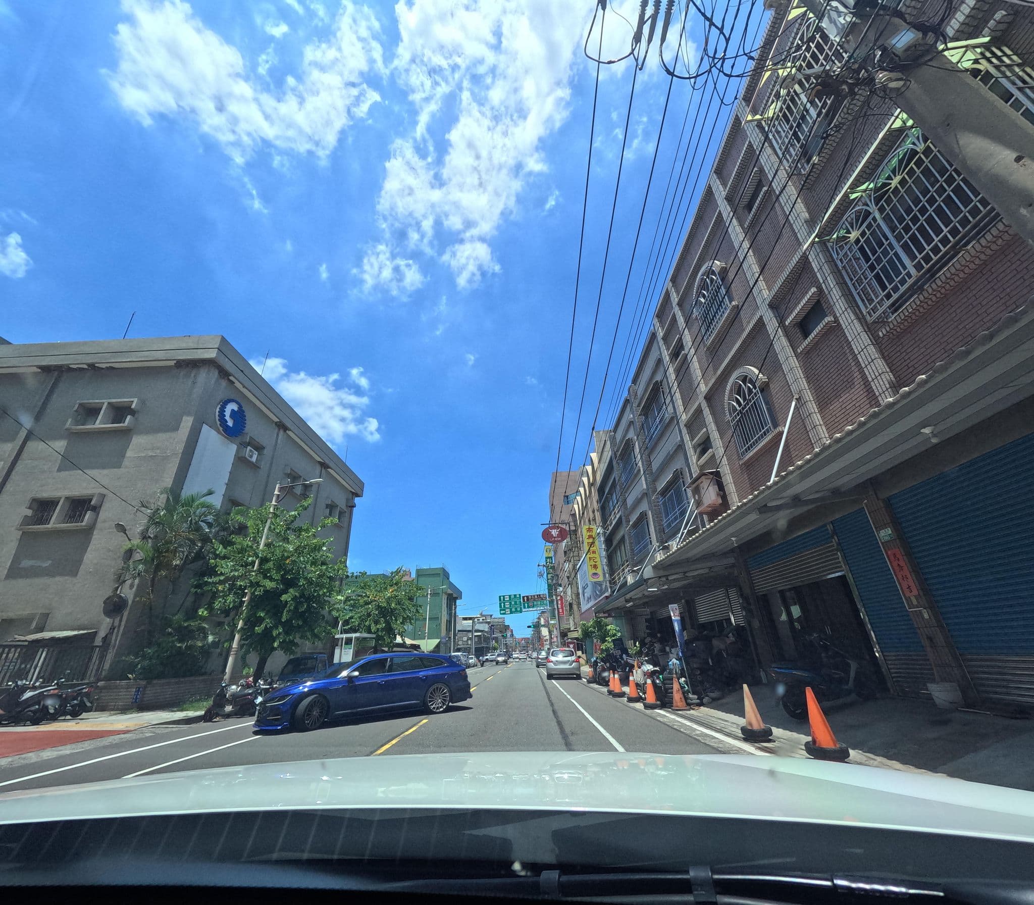 Street view near 宏賓旅社, Taibao — © alllenwang (CC BY-SA · Mapillary)