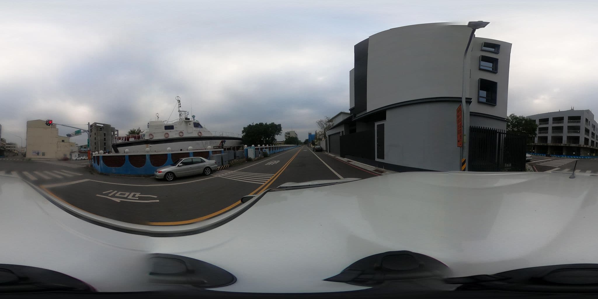 Street view near 我小時候設計旅店, Tainan — © lisbethw1130 (CC BY-SA · Mapillary)