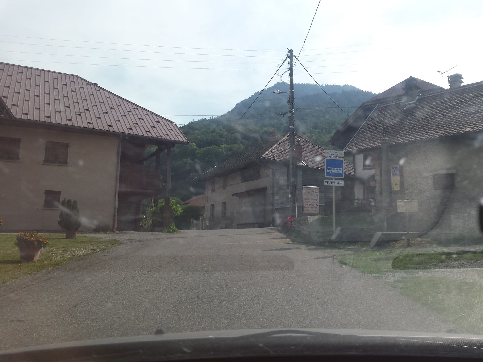 Street view near Gîte Valpeline, Faverges — © operon85 (CC BY-SA · Mapillary)