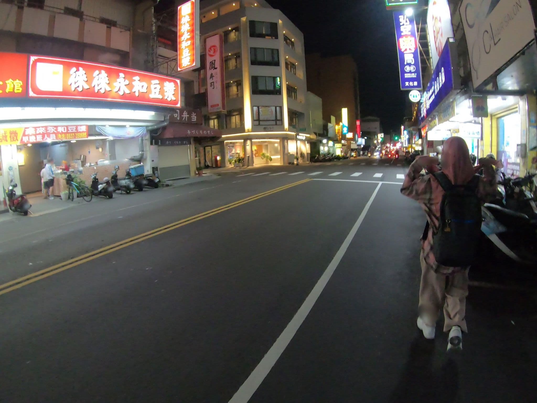 Street view near Don’t Yell At Me, Pizitou — © algirdasc (CC BY-SA · Mapillary)