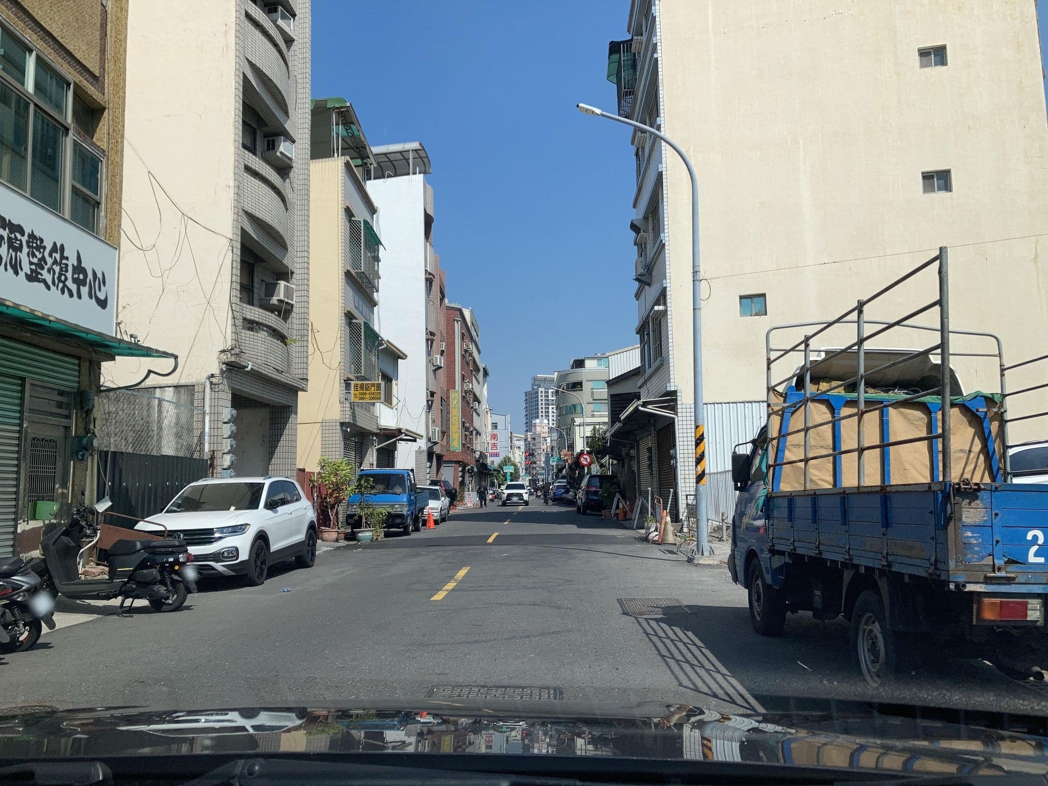 Street view near ひさと庵 久都 和宅, Tainan — © irvinfly (CC BY-SA · Mapillary)