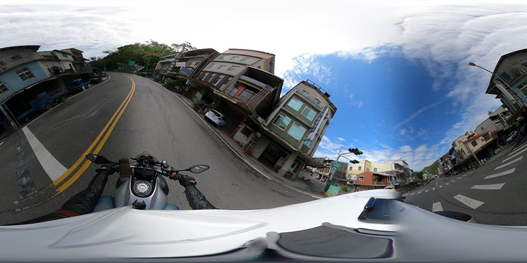 Street view near 碧宮大旅社, Yujing — © komali2 (CC BY-SA · Mapillary)