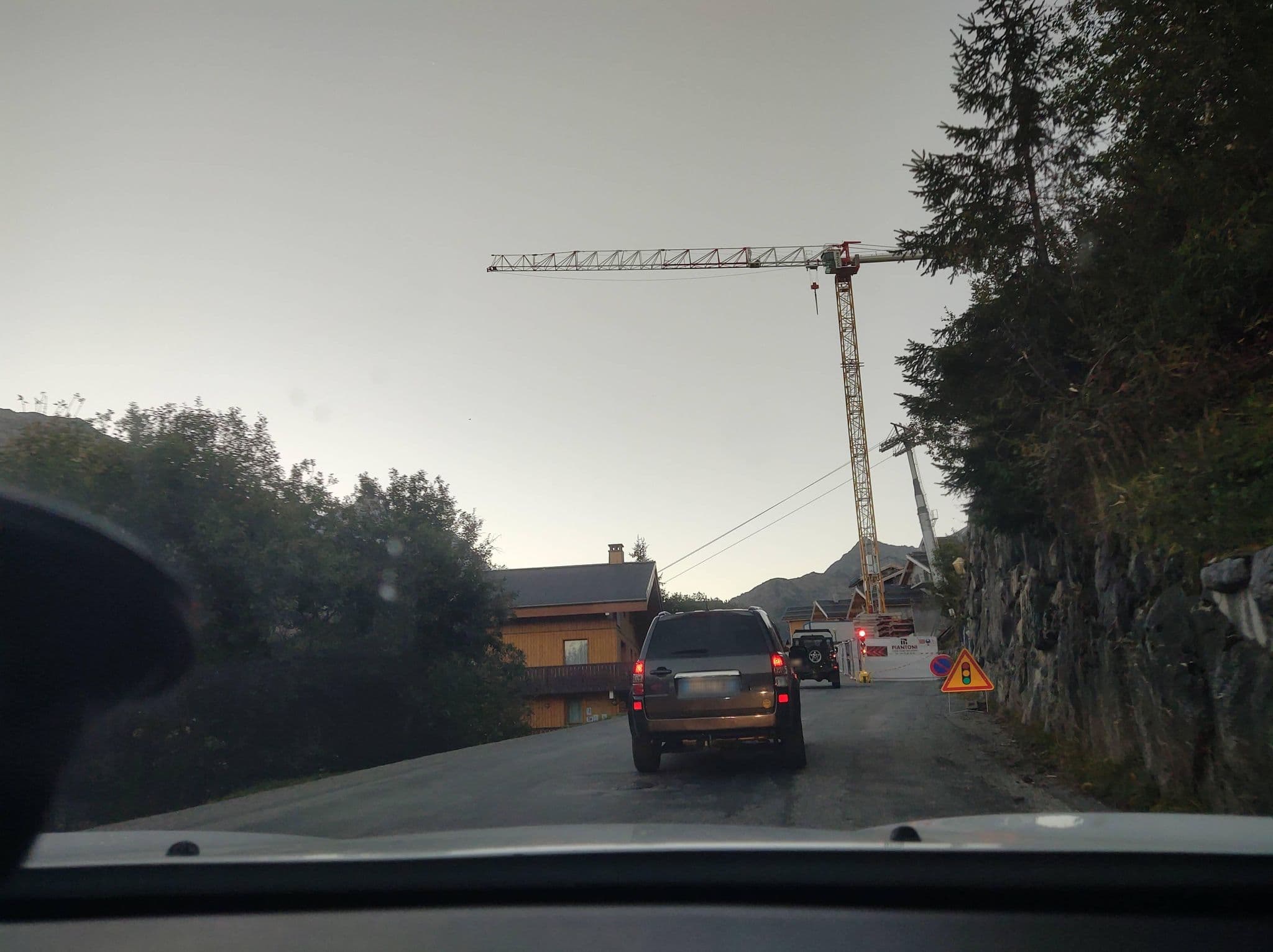 Street view near L'Arc en Ciel, Méribel — © MatthieuF4FNE (CC BY-SA · Mapillary)