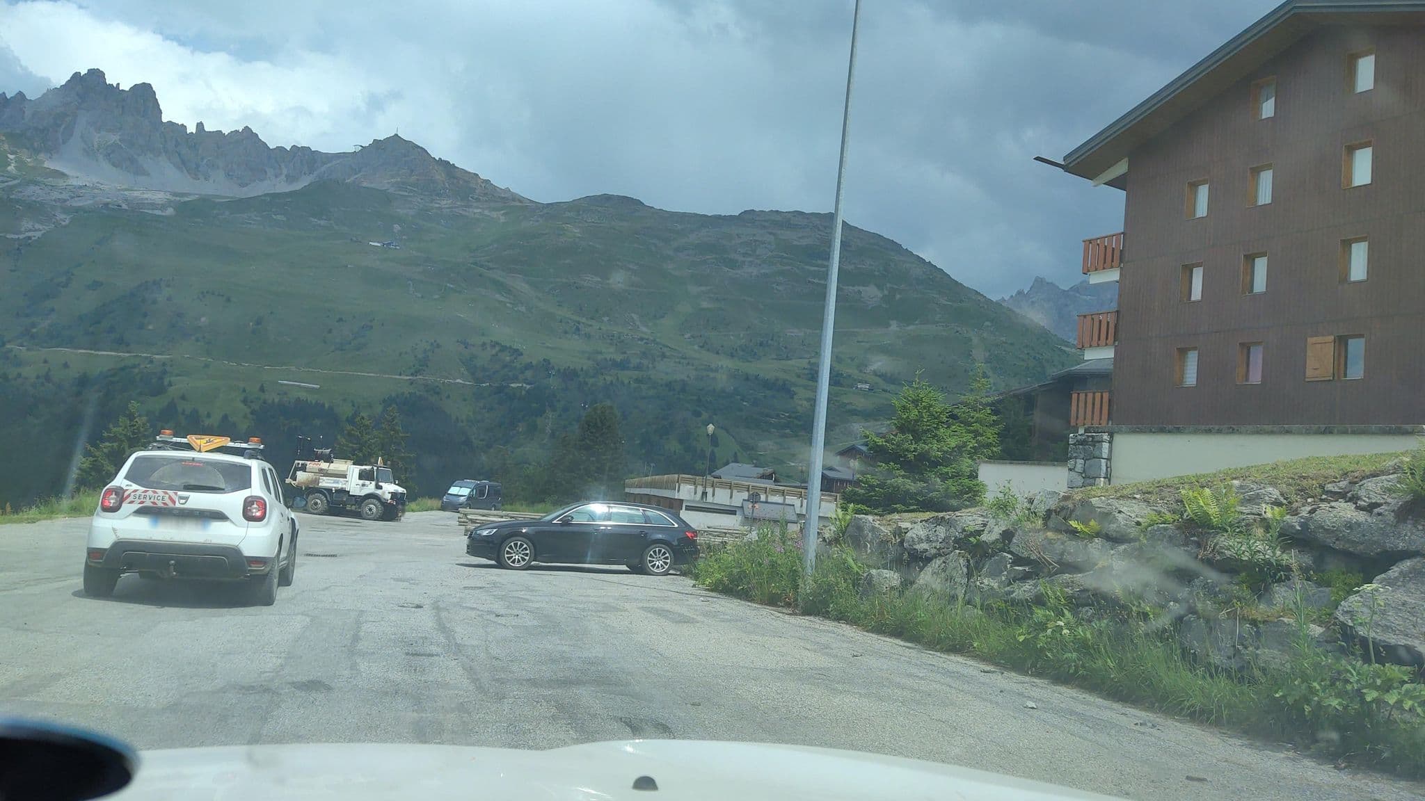 Street view near Les Cimes 2, Méribel — © MatthieuF4FNE (CC BY-SA · Mapillary)