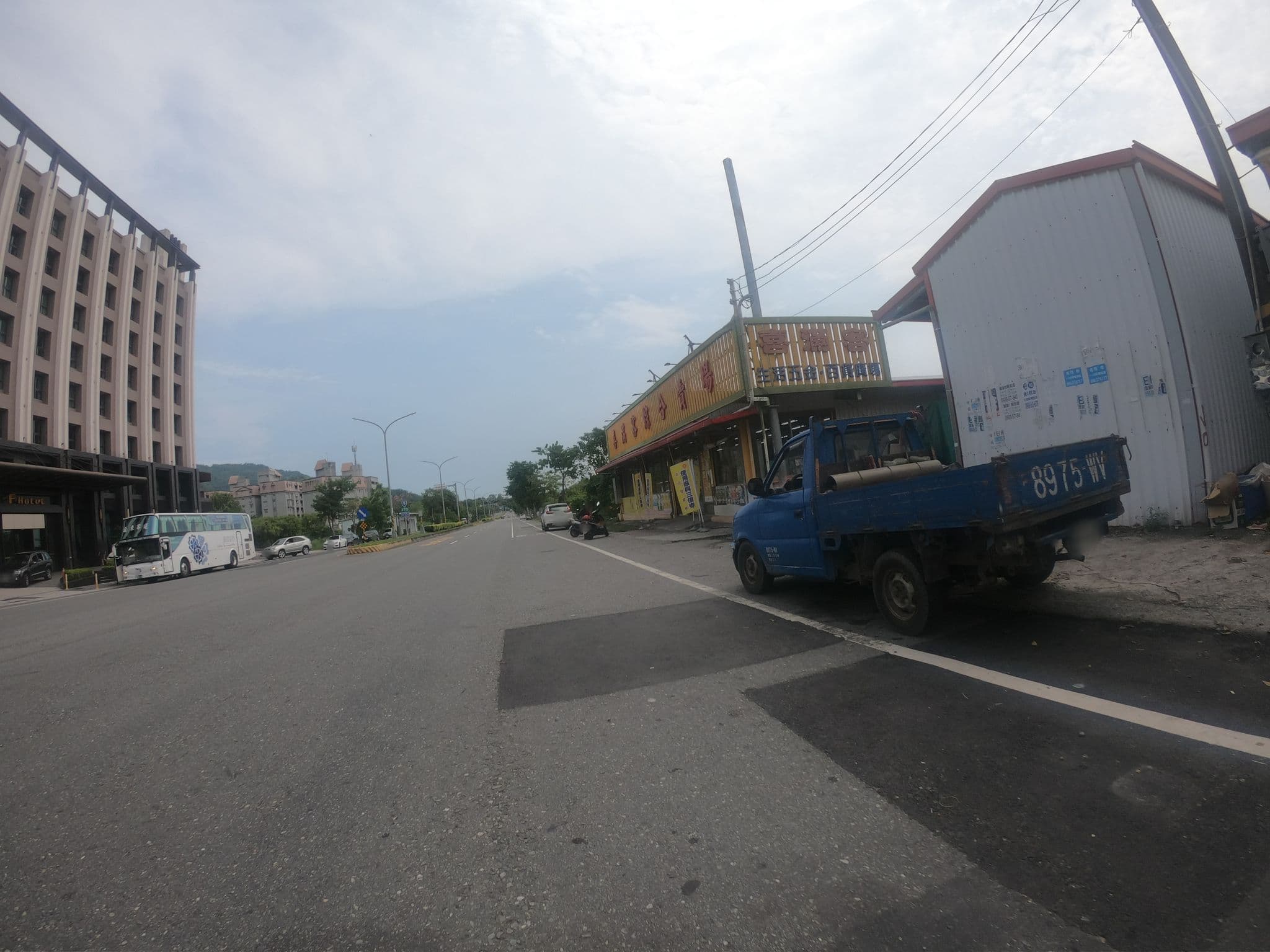 Street view near F Hotel 知本館, Taitung — © heretpe2019 (CC BY-SA · Mapillary)