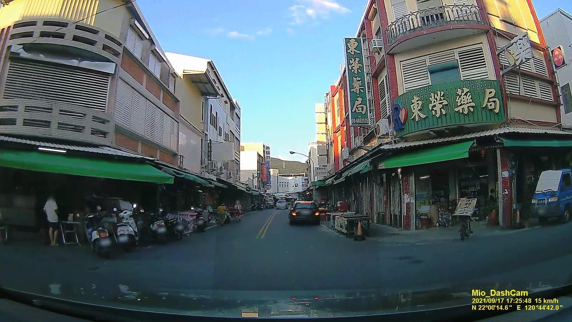 Street view near 33生活館, Hengchun — © littlebtc (CC BY-SA · Mapillary)