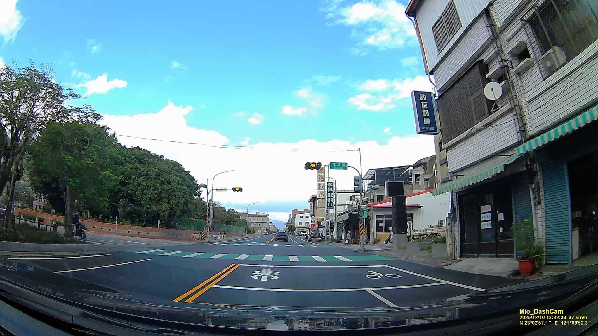 Street view near 禾豐民宿, Guanshan — © hcyen (CC BY-SA · Mapillary)