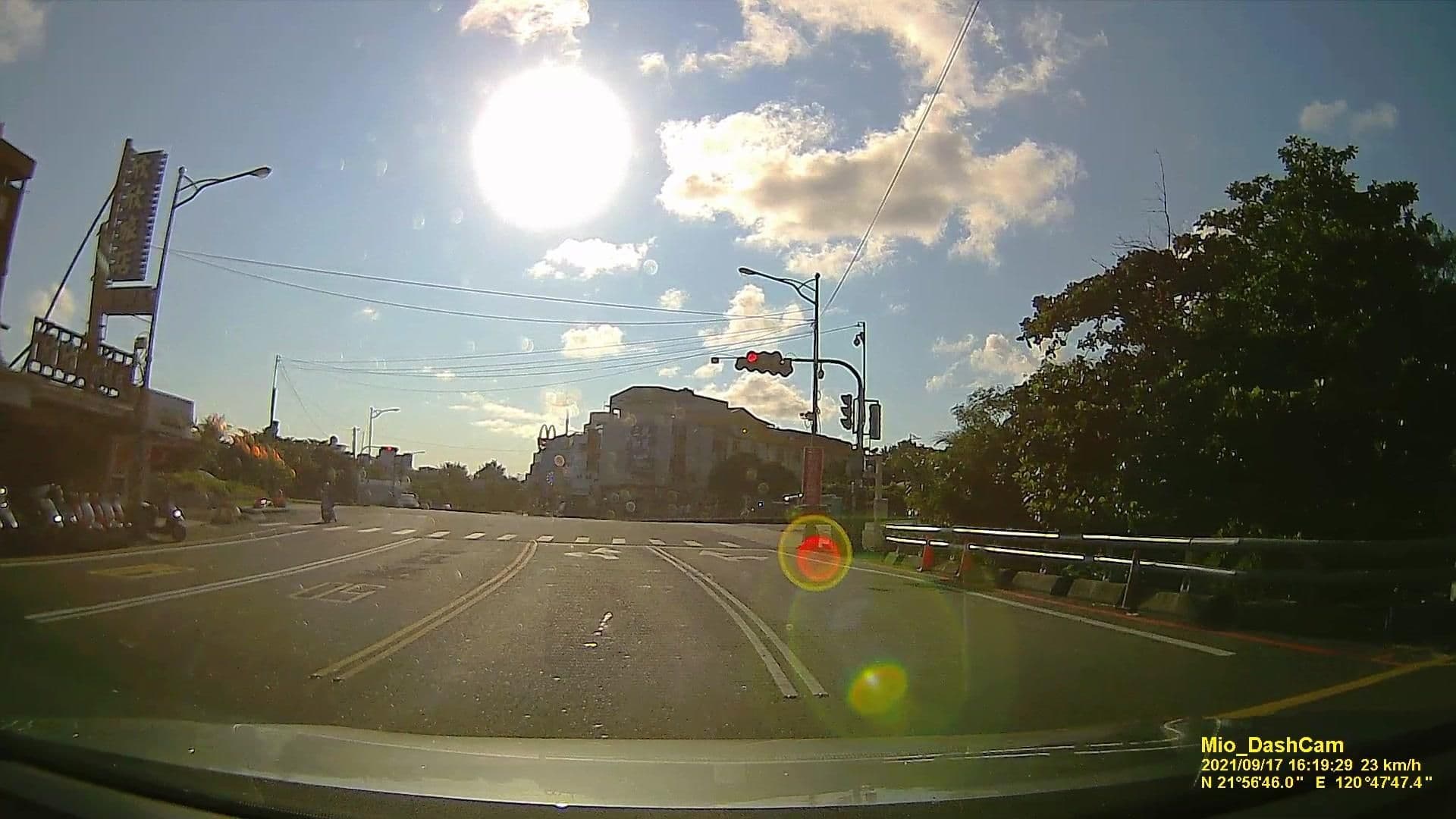 Street view near 興吉渡假別館, Hengchun — © littlebtc (CC BY-SA · Mapillary)