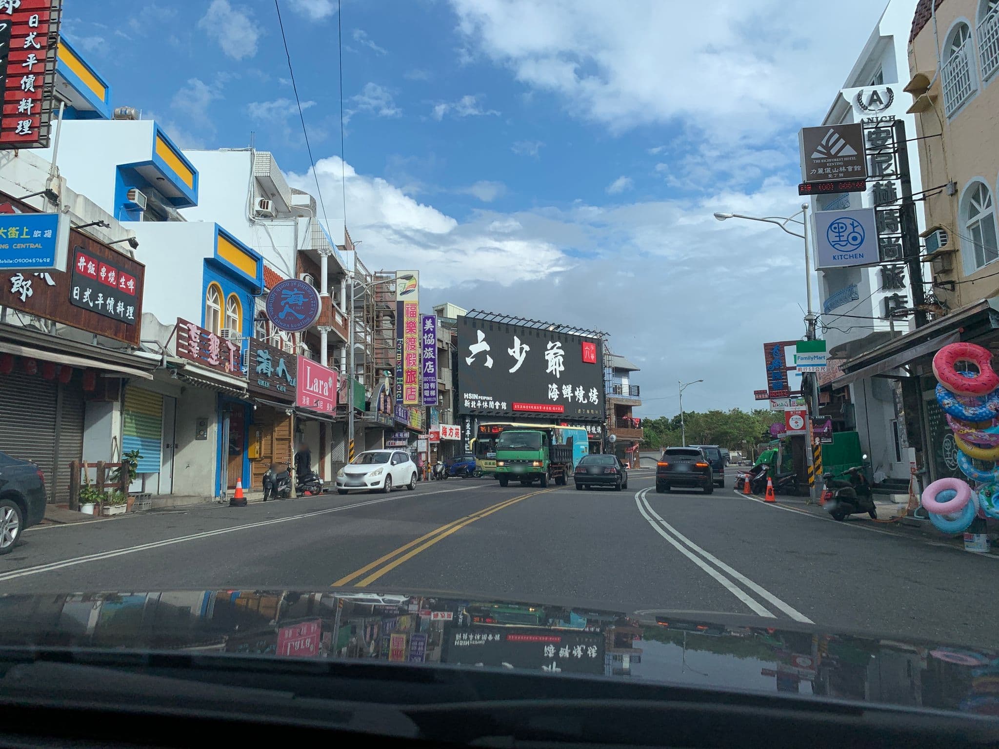 Street view near Kenting 140 B&B, Hengchun — © raymond2828520 (CC BY-SA · Mapillary)