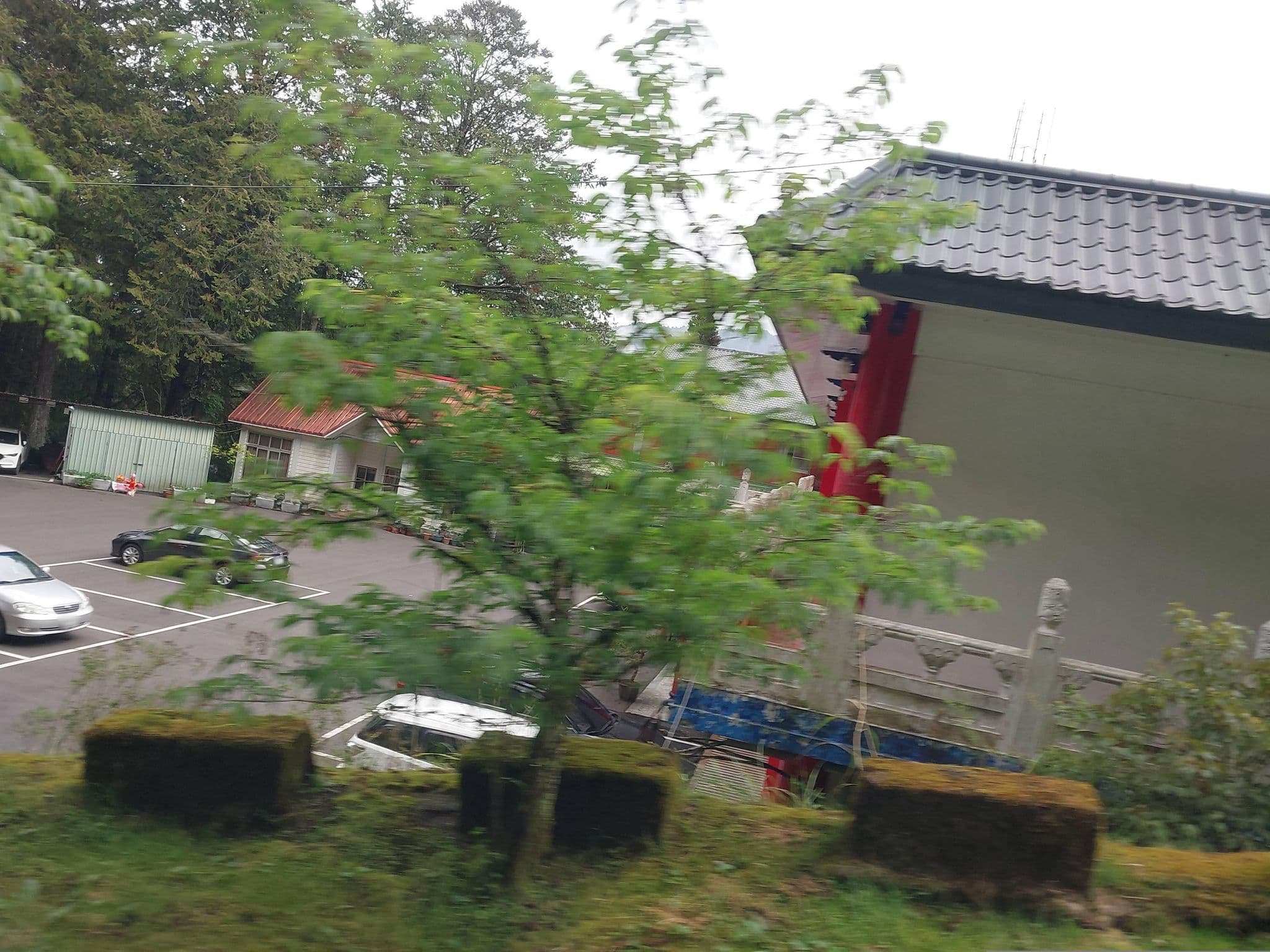 Street view near 阿里山警光山莊, Lugu — © ChenJJ (CC BY-SA · Mapillary)