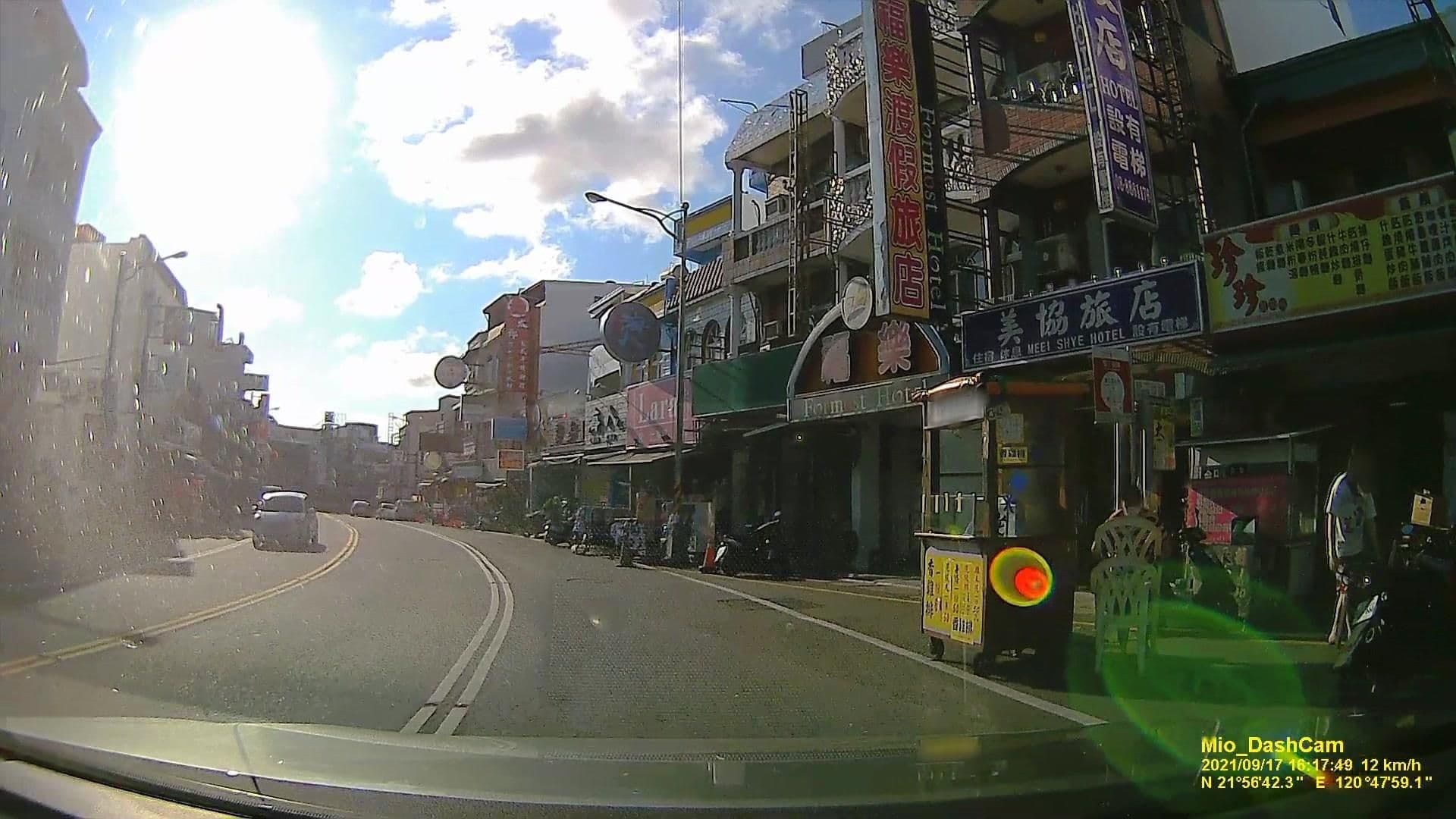 Street view near Y-our, Hengchun — © littlebtc (CC BY-SA · Mapillary)