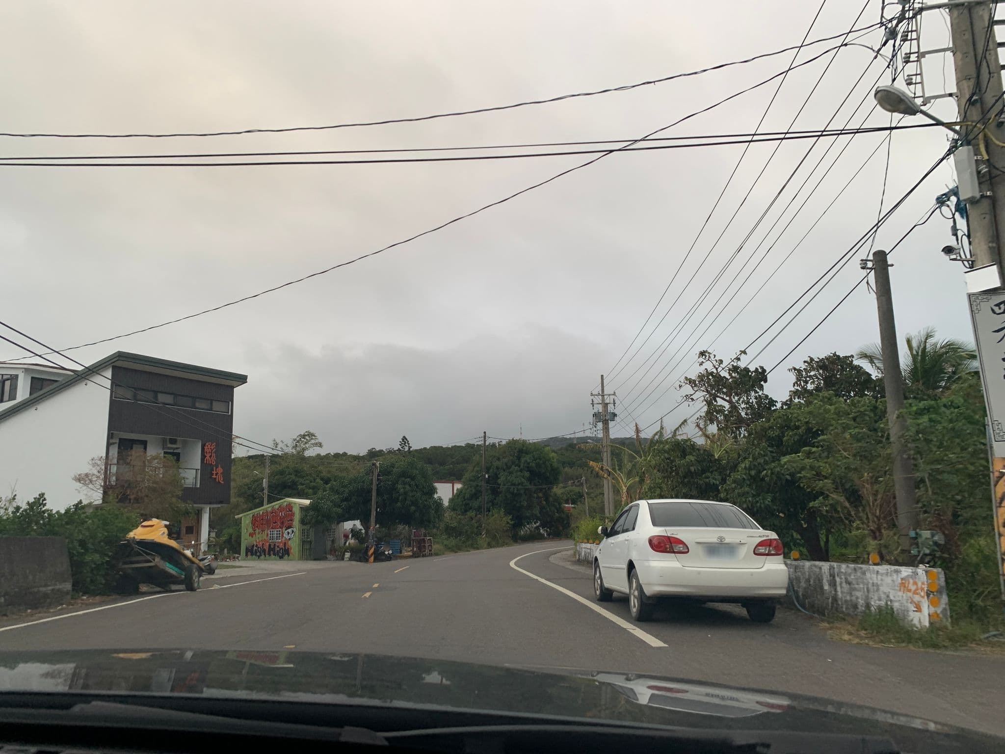 Street view near 鬆塊 Chillax Inn, Hengchun — © raymond2828520 (CC BY-SA · Mapillary)