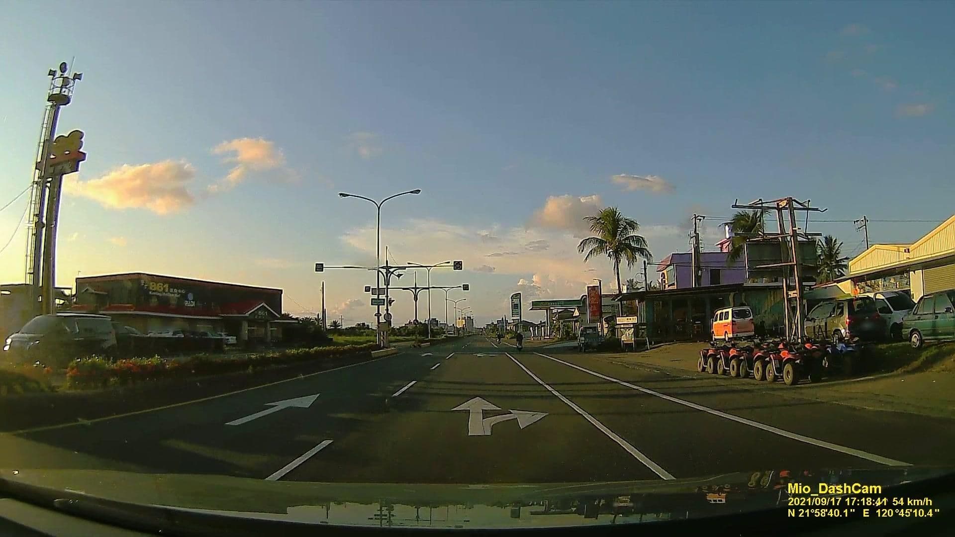 Street view near 新台北潛水, Hengchun — © littlebtc (CC BY-SA · Mapillary)