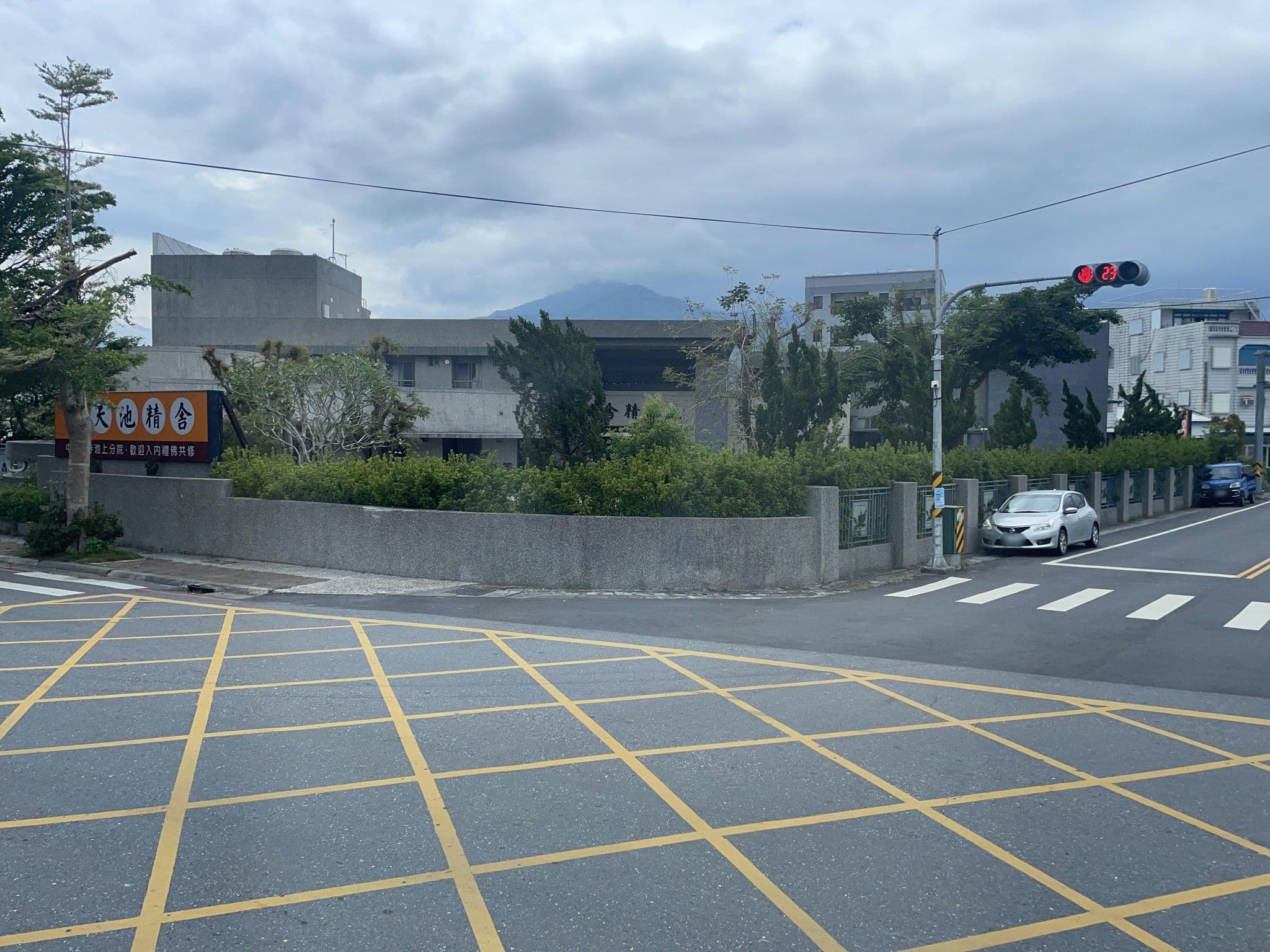 Street view near brown b&b, Chishang — © ChenJJ (CC BY-SA · Mapillary)