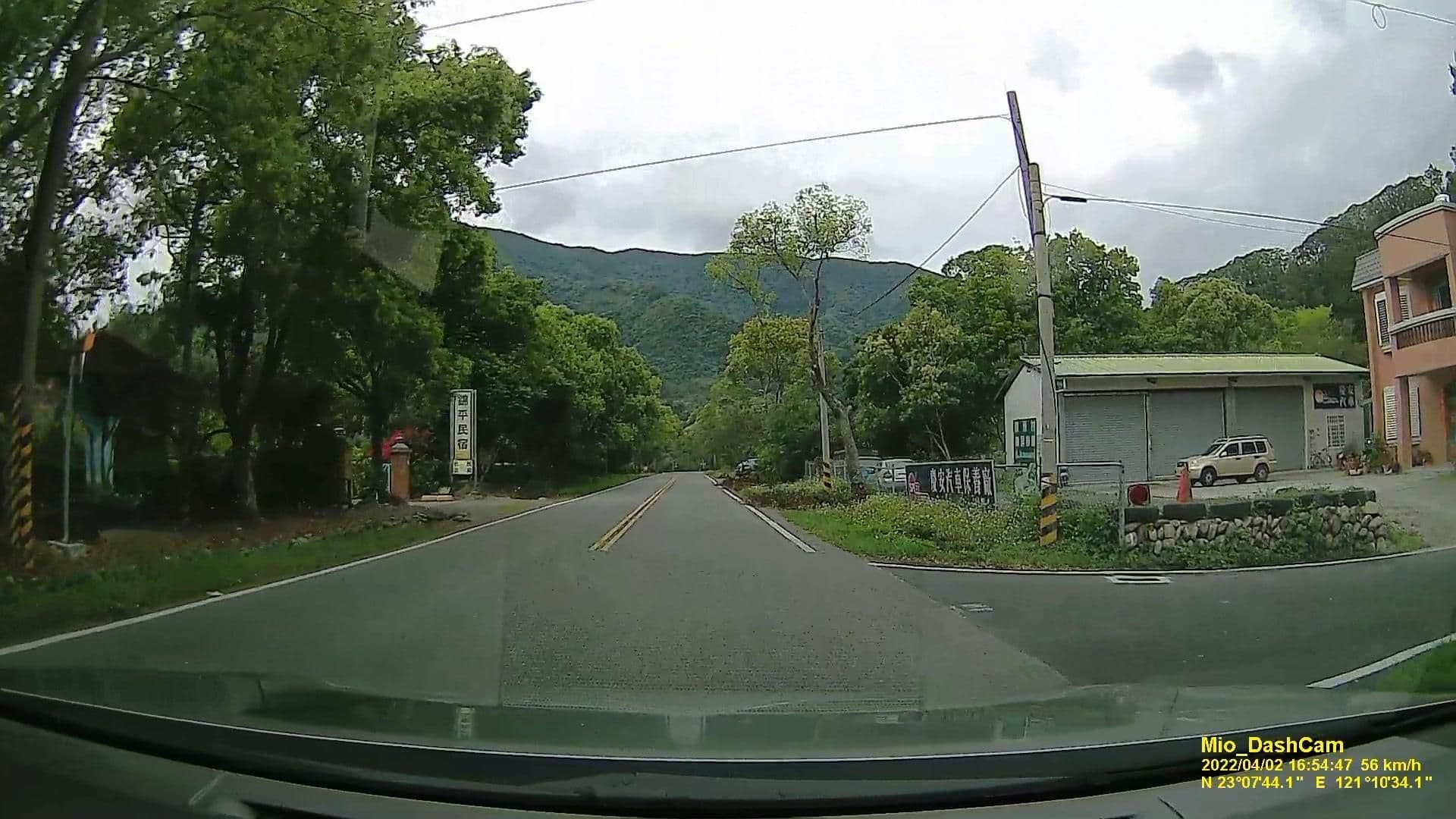 Street view near 錦平民宿, Chishang — © littlebtc (CC BY-SA · Mapillary)