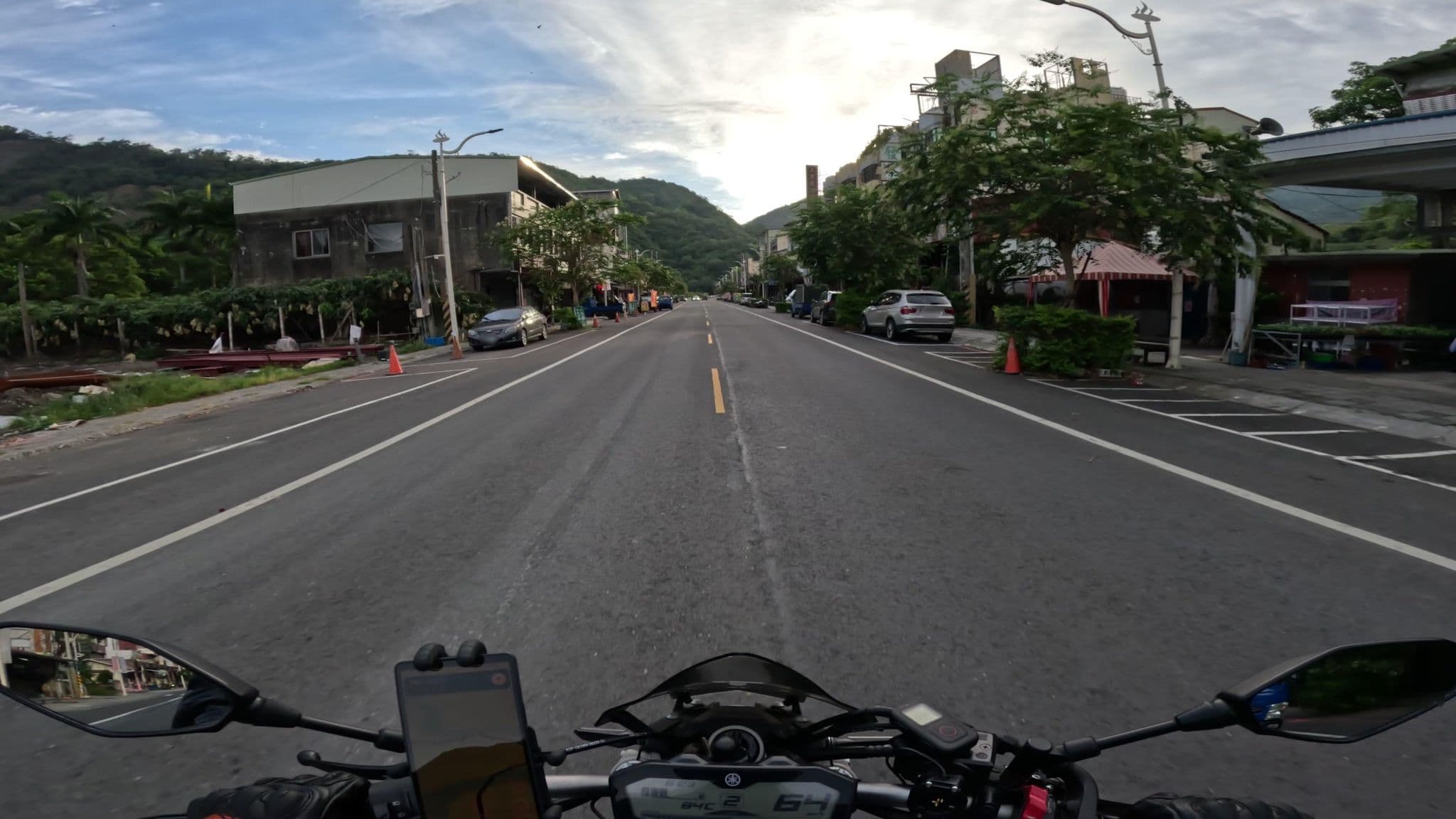 Street view near 富大山莊, Yujing — © komali2 (CC BY-SA · Mapillary)