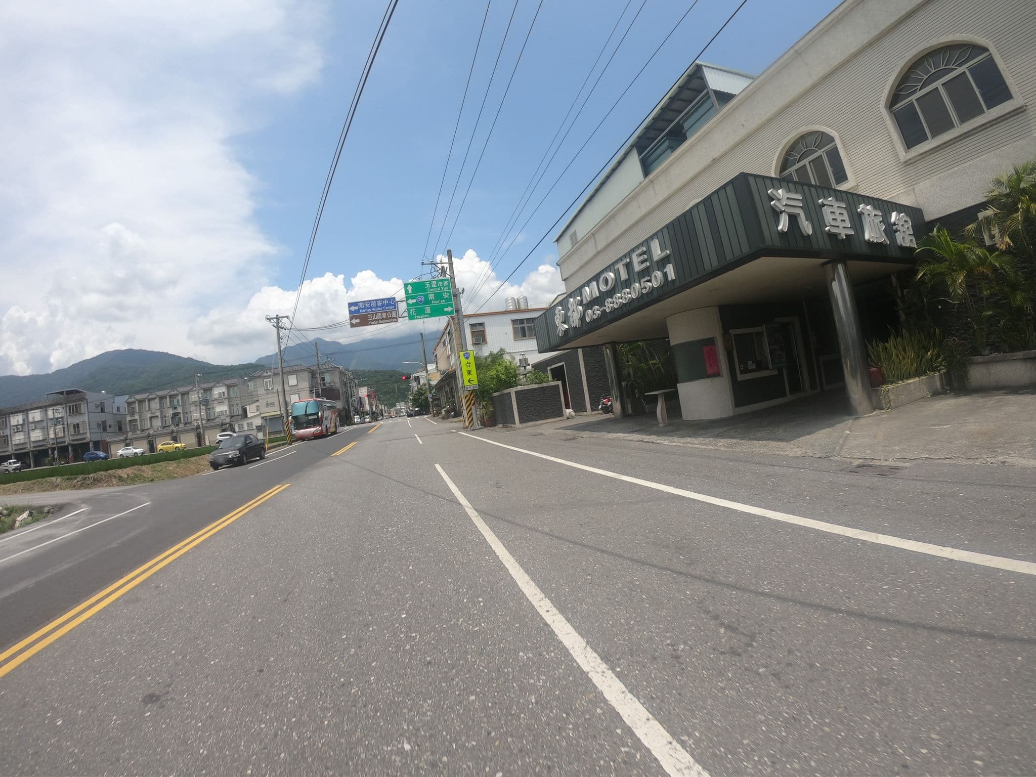 Street view near 東都商務汽車旅館, Chishang — © heretpe2019 (CC BY-SA · Mapillary)