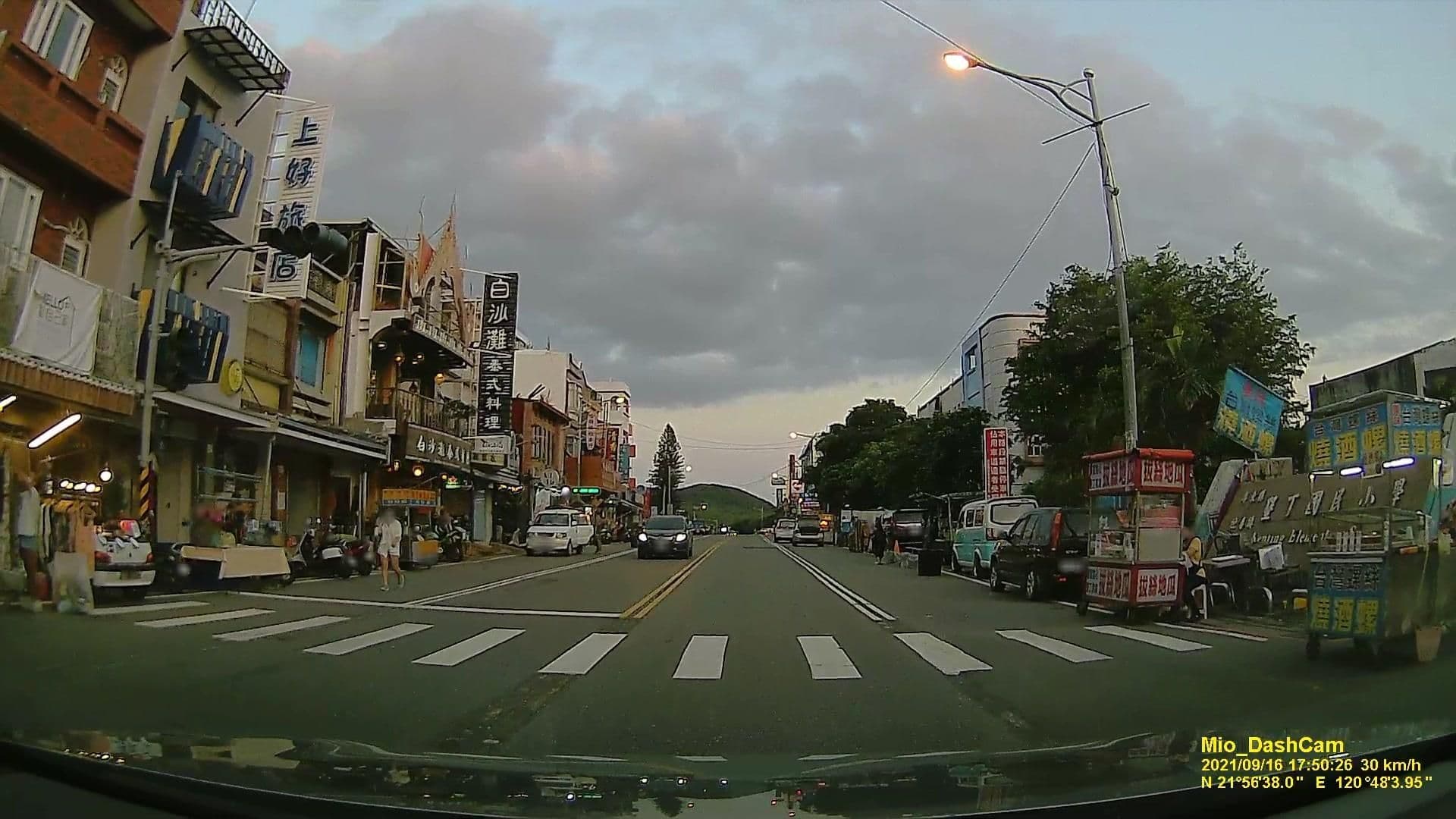 Street view near 海的墾丁旅店 Ocean Breeze Inn, Hengchun — © littlebtc (CC BY-SA · Mapillary)