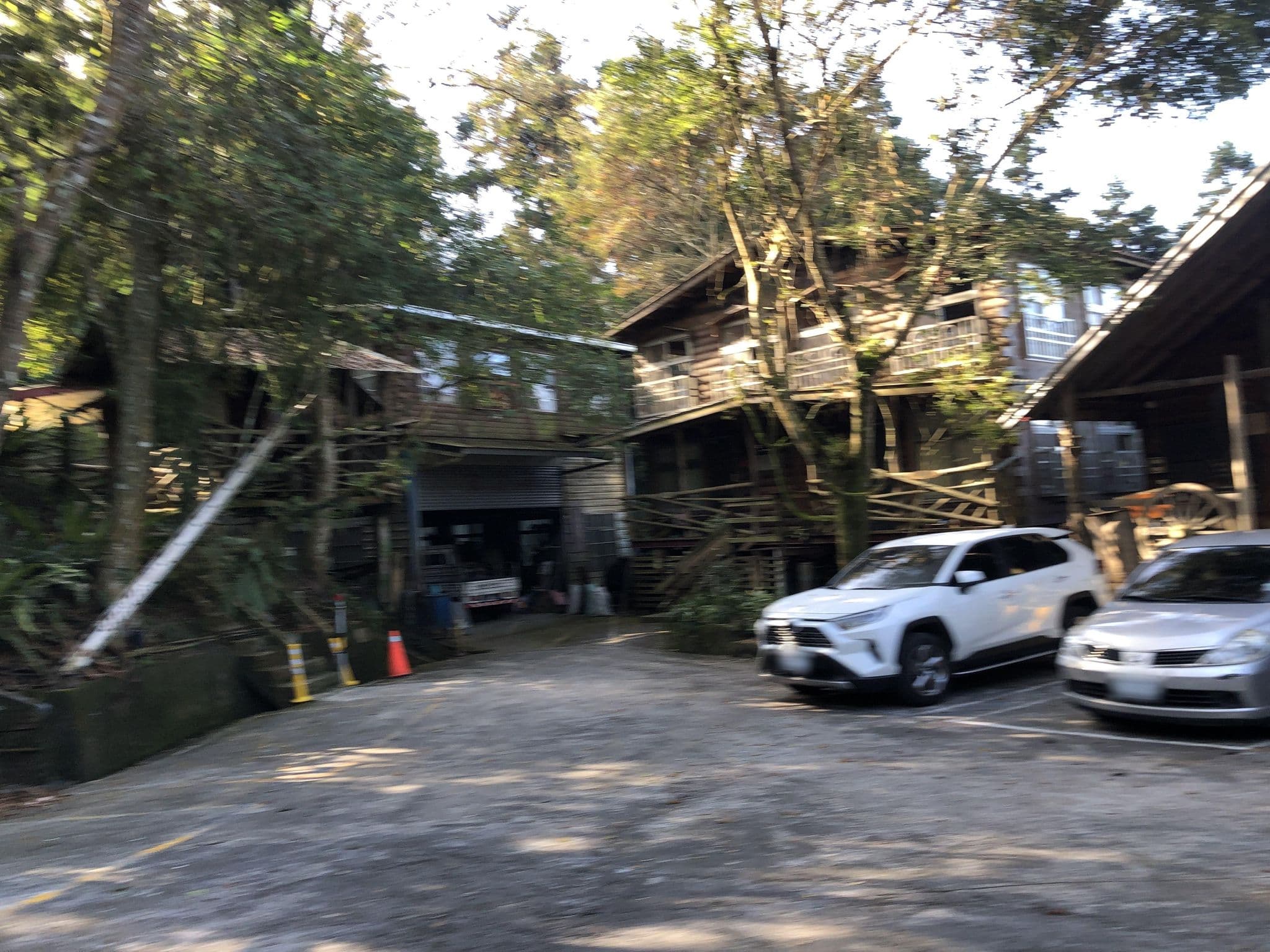 Street view near 賴坤陽的家, Douliu — © monica_migu (CC BY-SA · Mapillary)