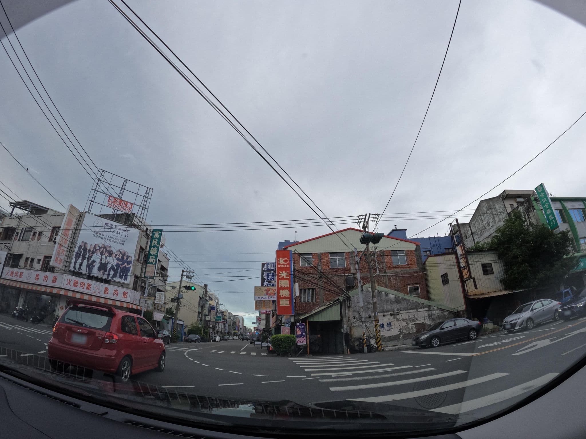 Street view near 南華大旅社, Xihu — © littlebtc (CC BY-SA · Mapillary)