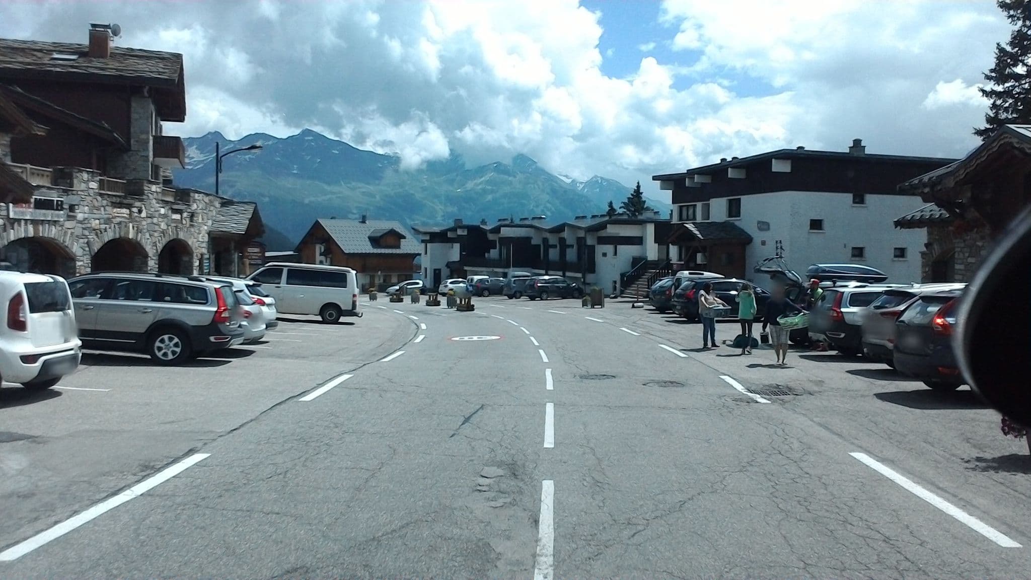 Street view near Le Tyrol, Séez