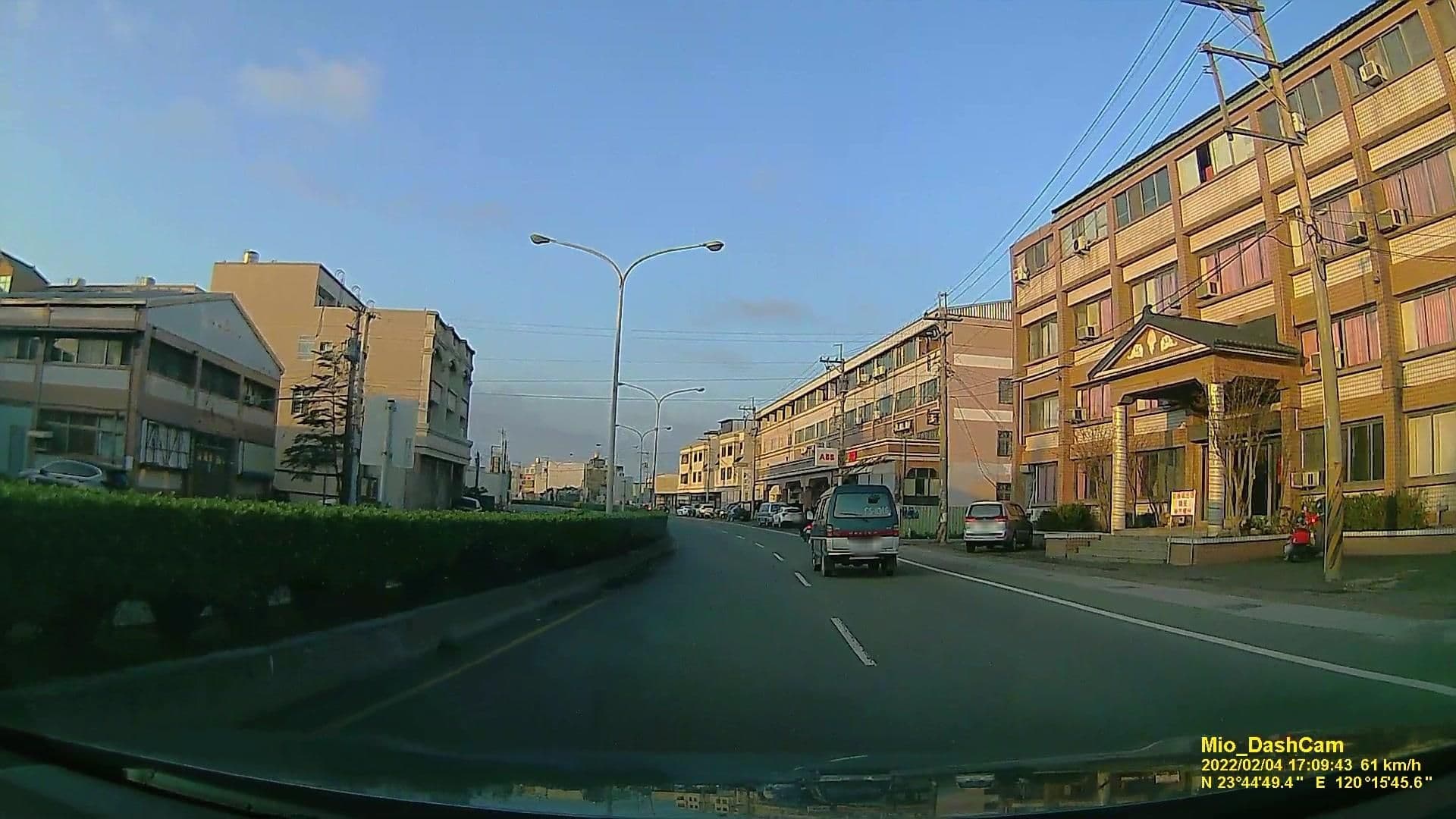 Street view near 海豐堡精品汽車旅館, Erlun — © littlebtc (CC BY-SA · Mapillary)