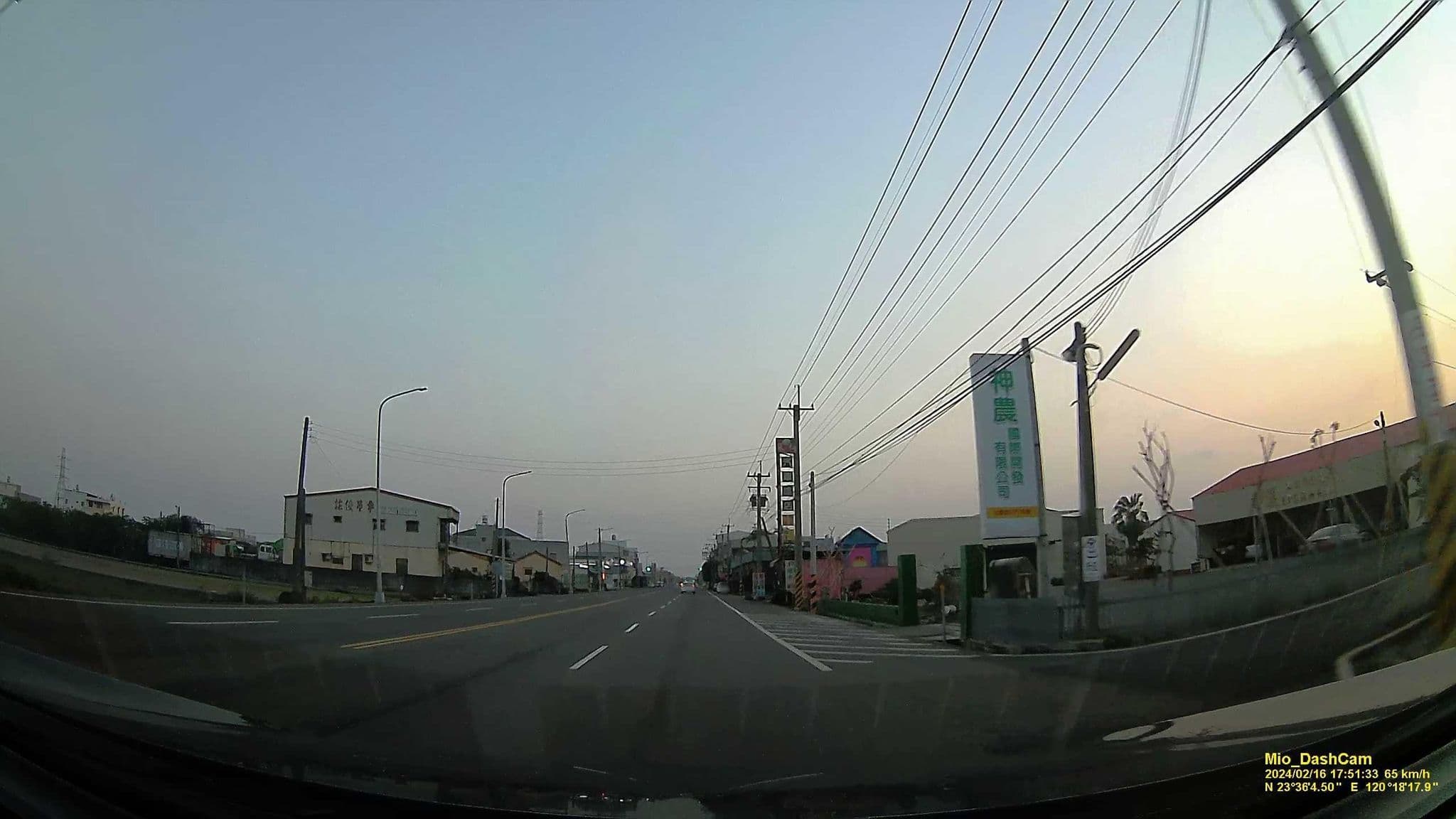 Street view near 采弘汽車商務旅館, Beigang — © hcyen (CC BY-SA · Mapillary)