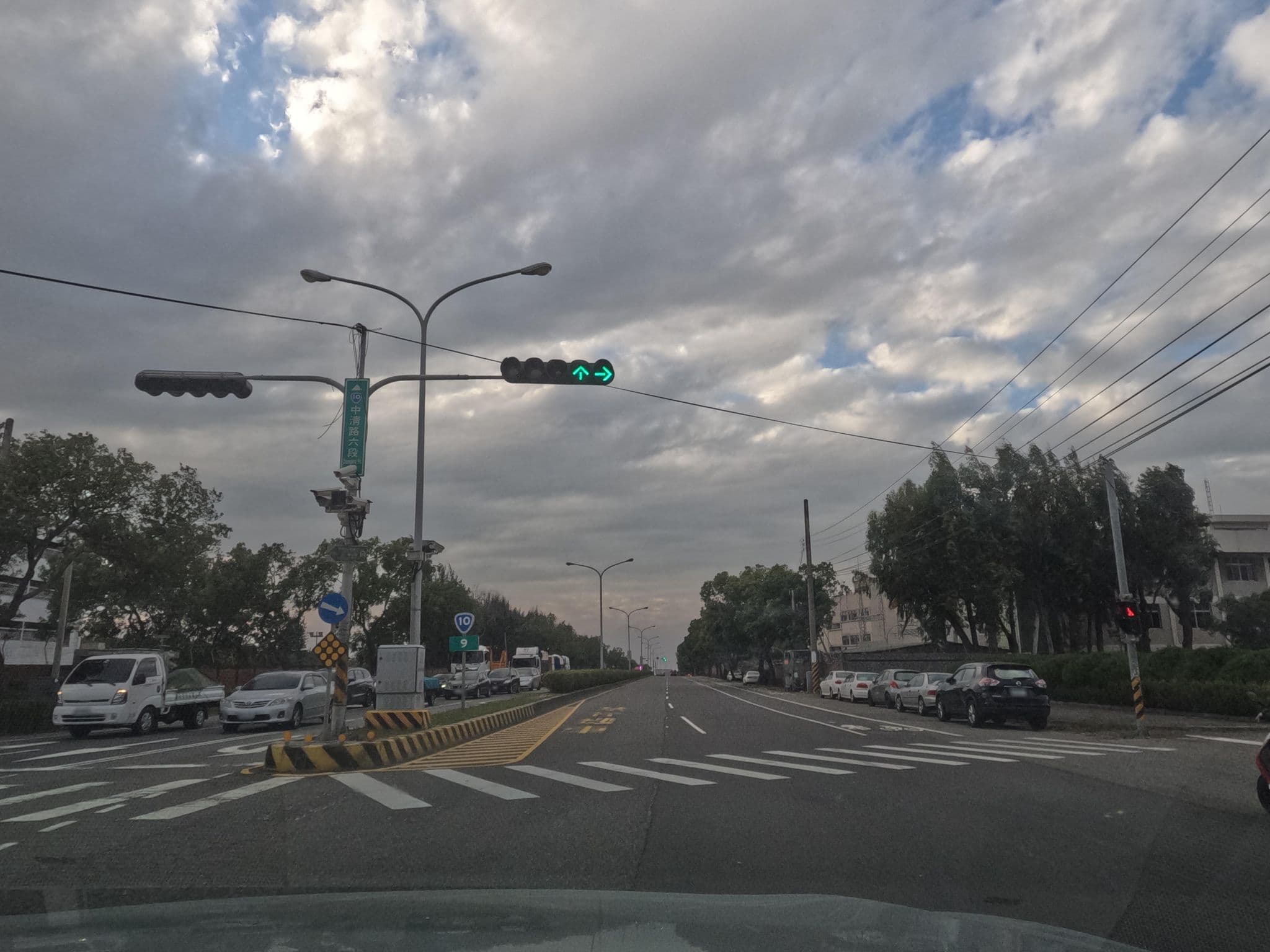 Street view near 漢翔航空工業, Buzi — © littlebtc (CC BY-SA · Mapillary)