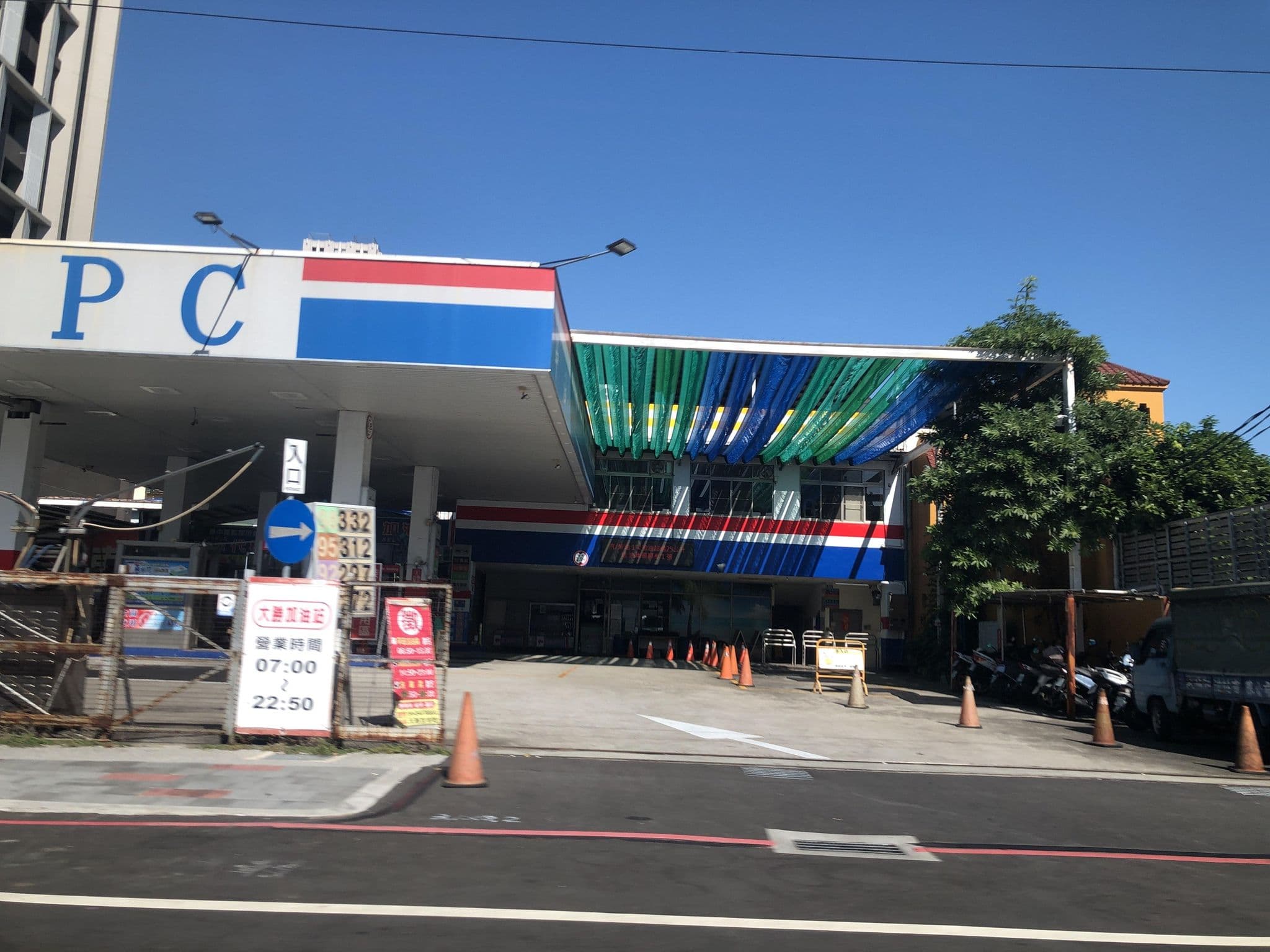 Street view near 美思樂汽車旅館, Taichung — © monica_migu (CC BY-SA · Mapillary)