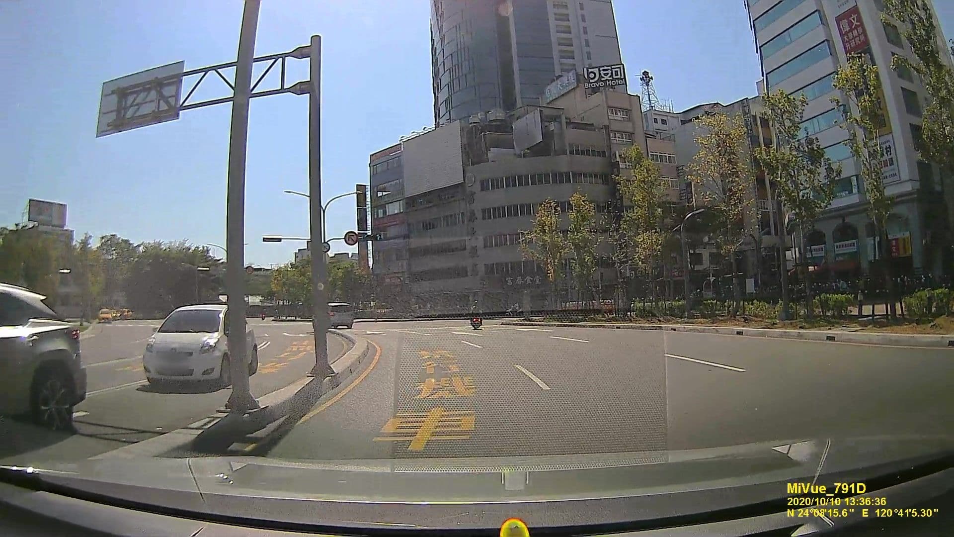 Street view near 中洲旅社, Taichung — © littlebtc (CC BY-SA · Mapillary)