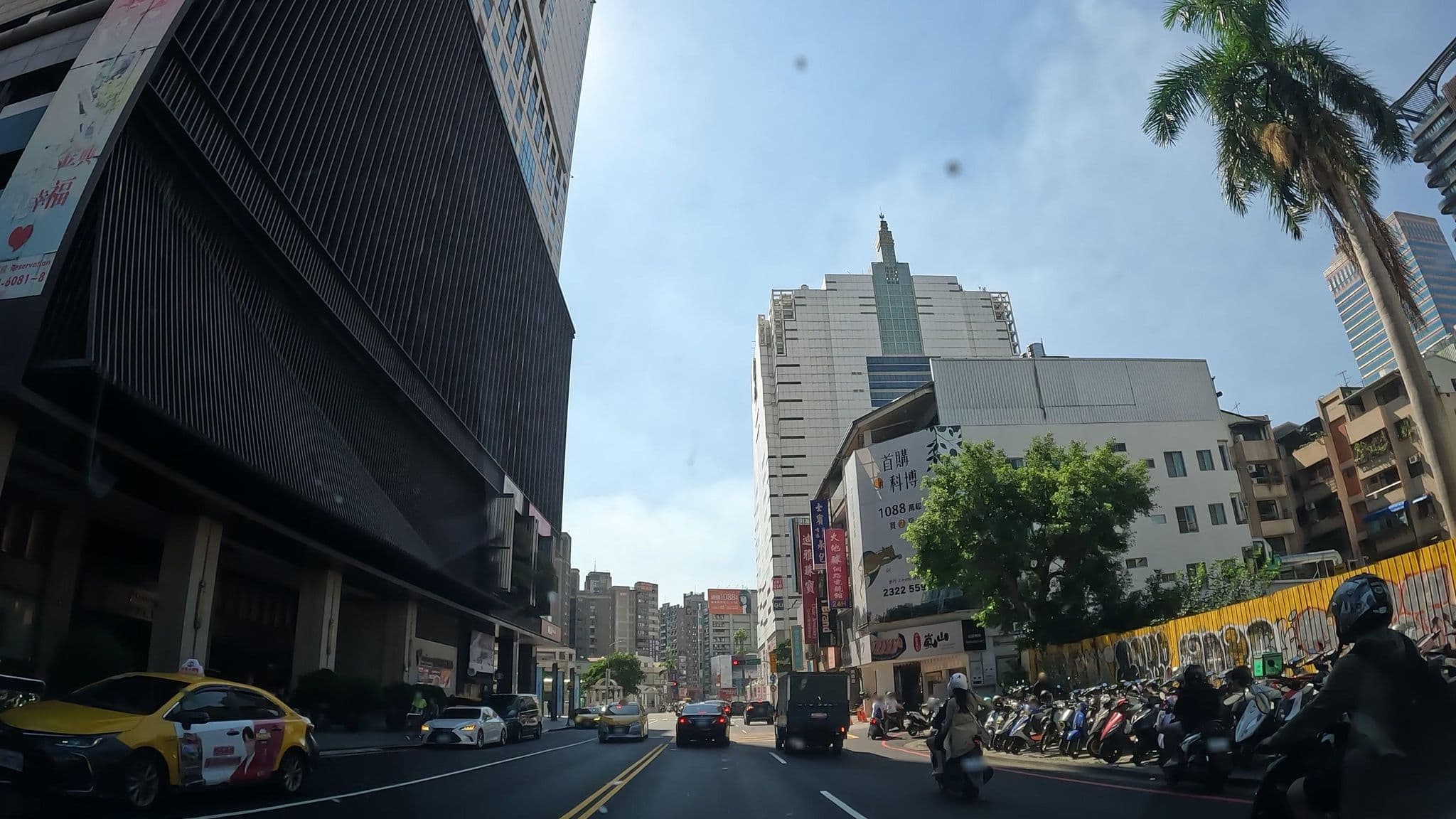 Street view near 金典會館, Taichung — © littlebtc (CC BY-SA · Mapillary)