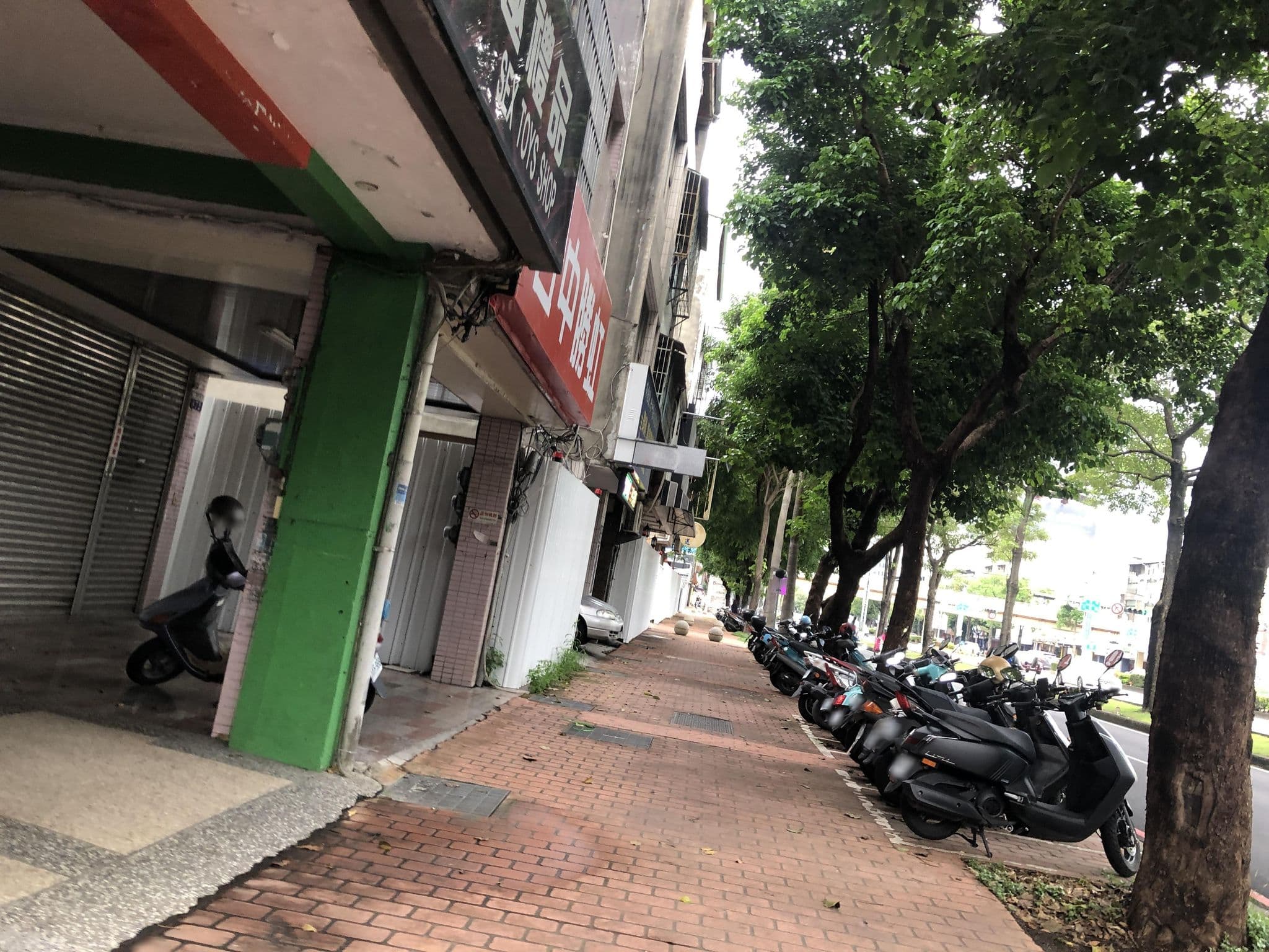 Street view near 寶晶汽車旅館, Taichung — © monica_migu (CC BY-SA · Mapillary)