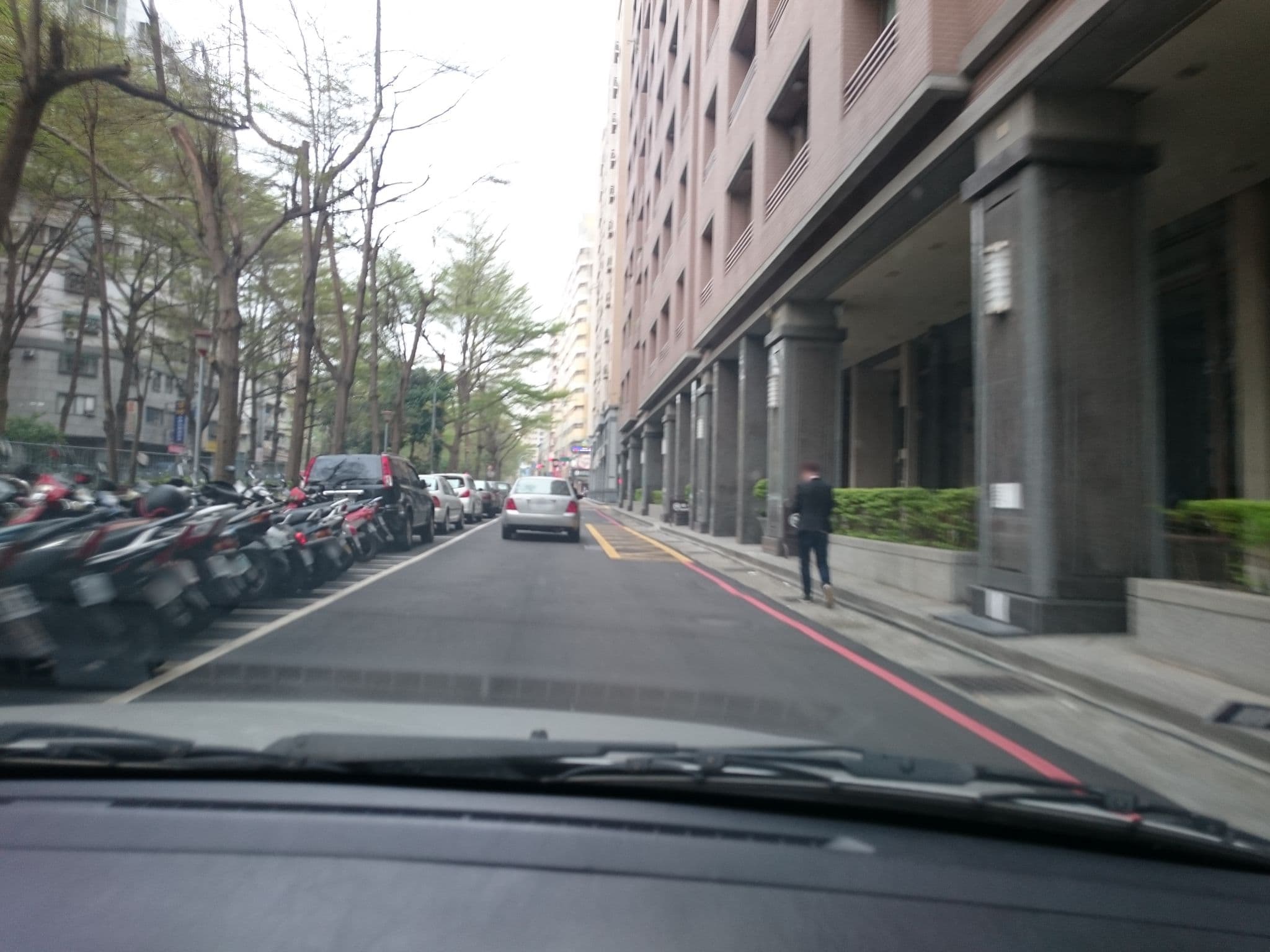Street view near 逢甲夢遊館, Taichung — © littlebtc (CC BY-SA · Mapillary)
